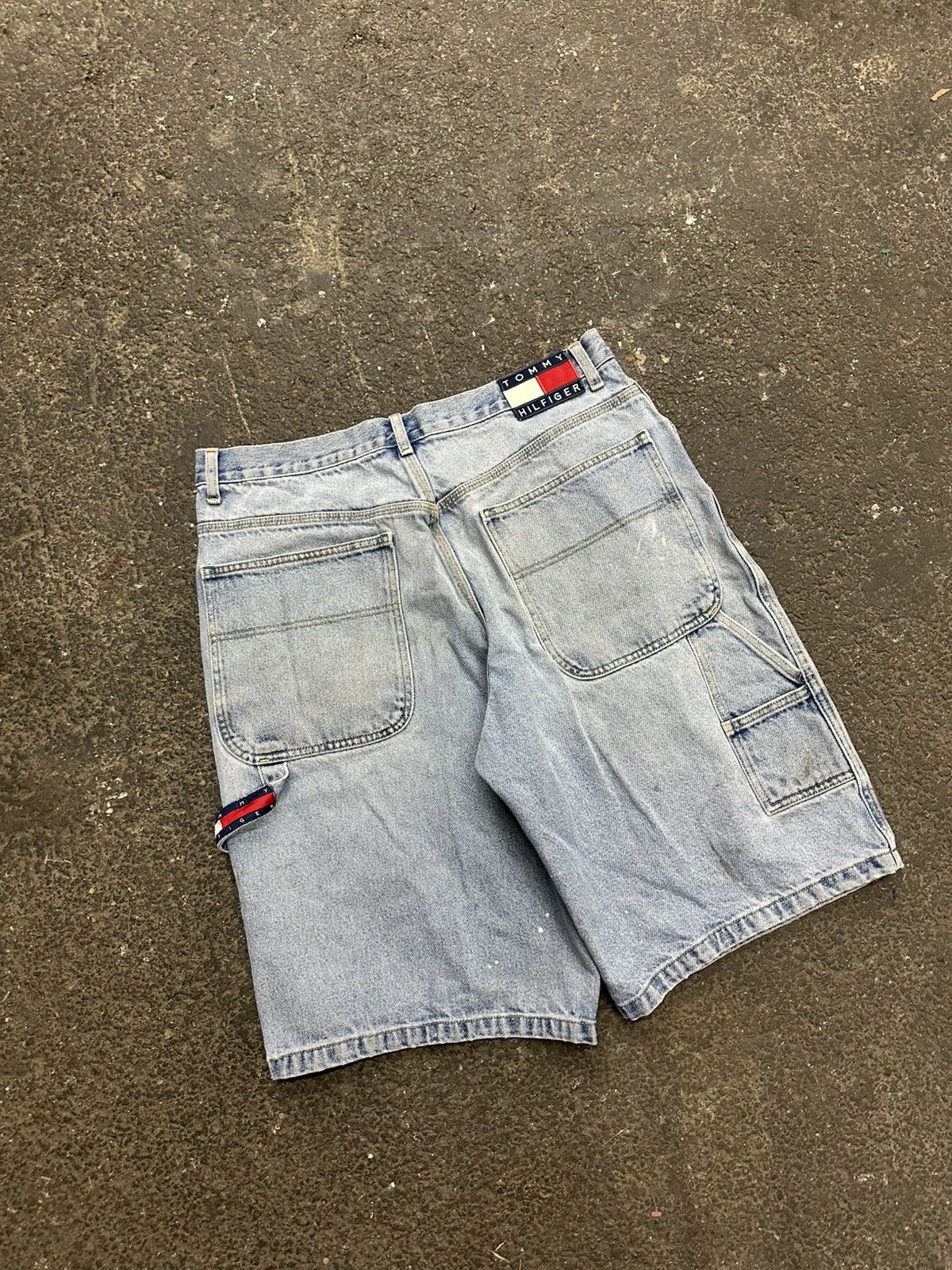 Tommy Hilfiger × Vintage Y2K Tommy cargo shorts Size US 36 / EU 52 - 1 Thumbnail