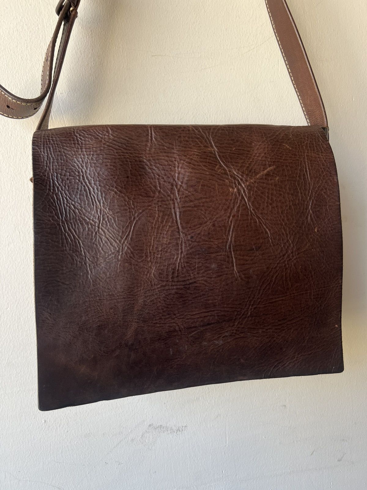 Leather Genten Japan Patina Solid Leather Messenger Bag Size ONE SIZE - 17 Thumbnail