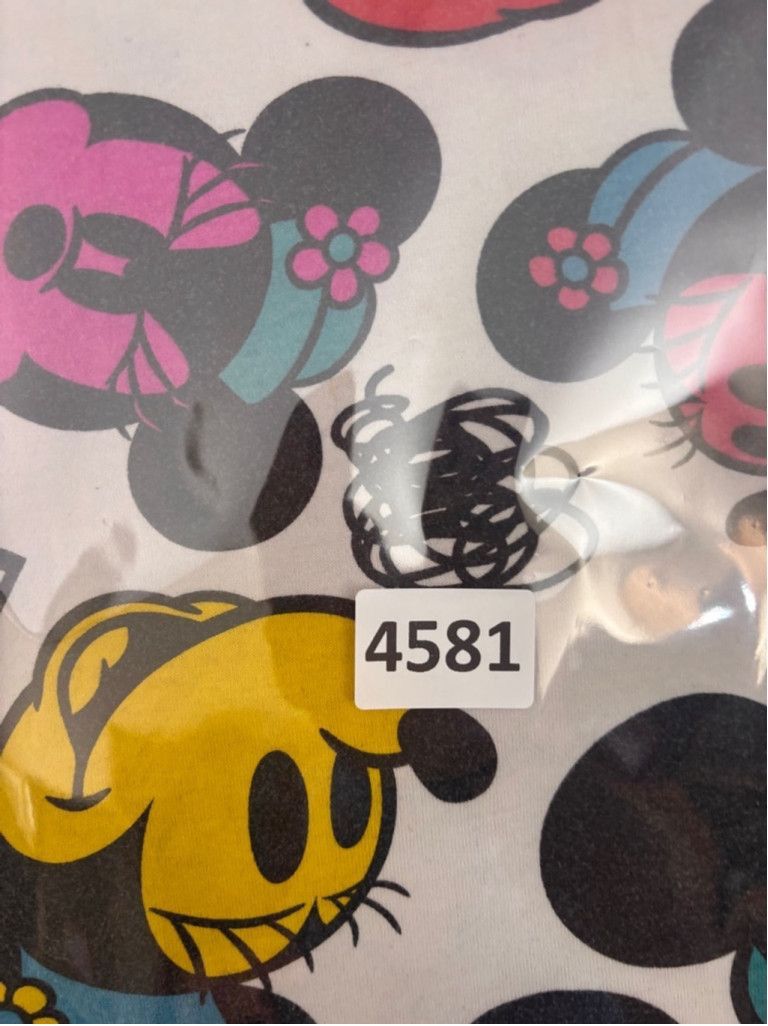Disney Girls Disney Tokyo Resort T-shirt Size S White Multi-color Size US S / EU 44-46 / 1 - 9 Thumbnail