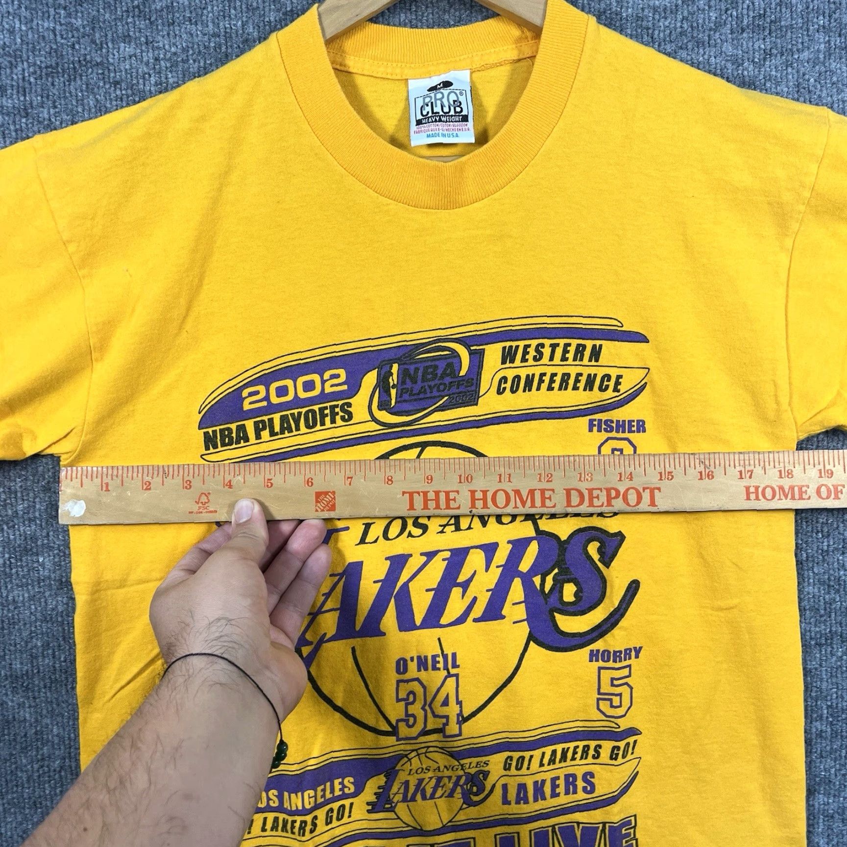 Gildan VINTAGE Kobe Shaq Lakers Shirt M Men's T-Shirt Yellow 2000s All Seasons Double-Sided 2002 Playoffs It’s All Good Sports Shirt Men Size US M / EU 48-50 / 2 - 7 Thumbnail