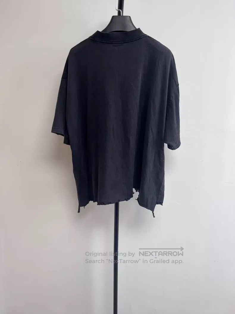 Balenciaga Balenciaga Round Neck Alphabet Frayed Short Sleeve T-Shirt Size US M / EU 48-50 / 2 - 2 Thumbnail