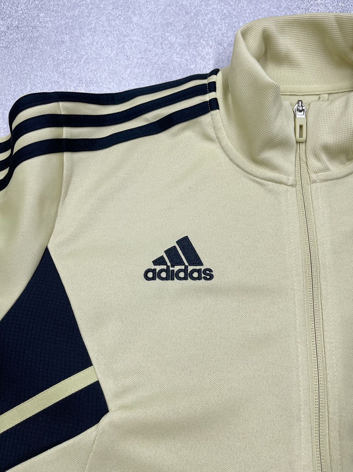 Adidas Mens Adidas Manchester United Track Jacket Soccer Jersey Size US M / EU 48-50 / 2 - 5 Thumbnail