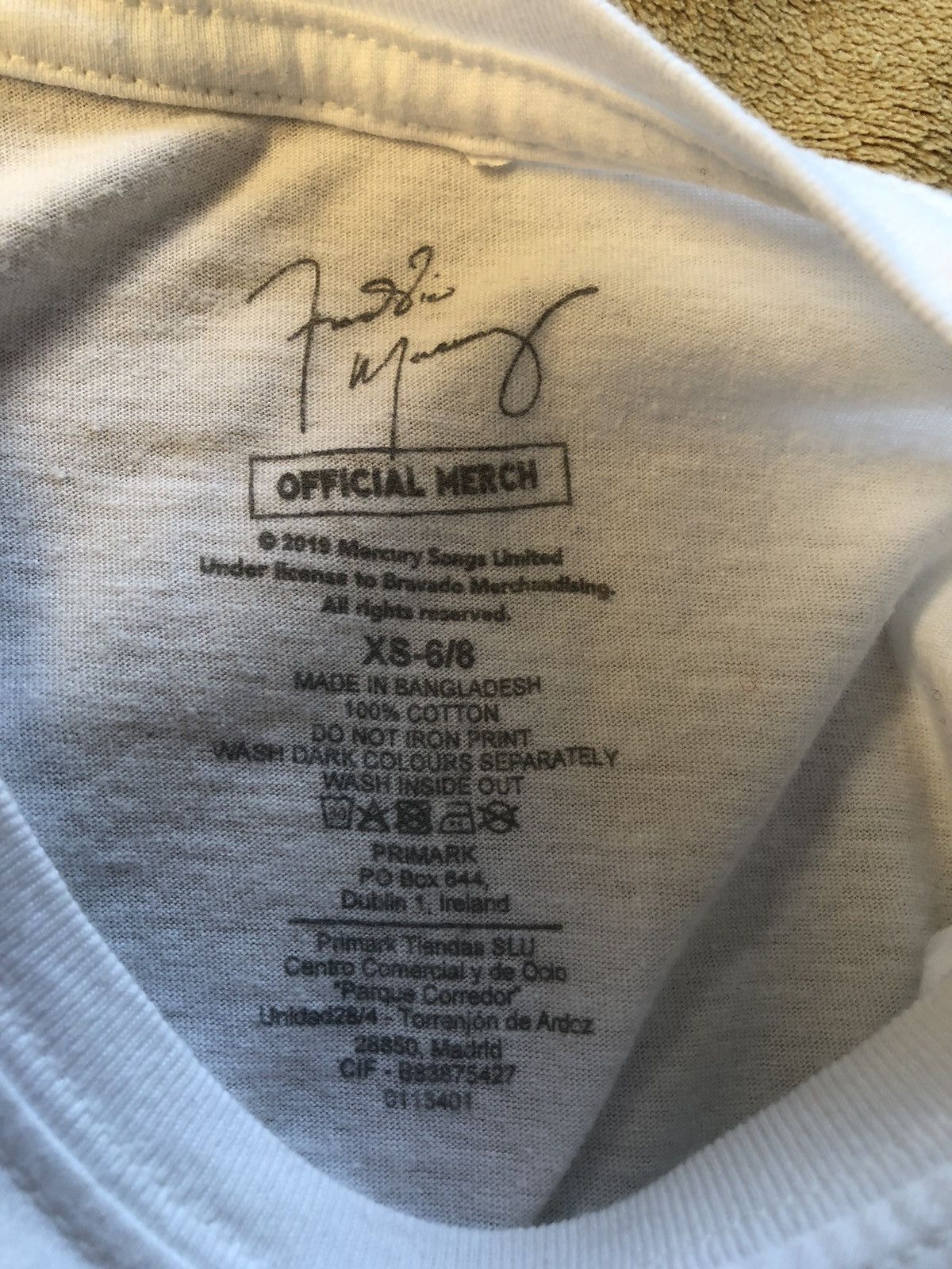 Band Tees QUEEN FREDDIE MERCURY VINTAGE ROCK BAND TOUR TEE SHIRT Size US XS / EU 42 / 0 - 3 Thumbnail