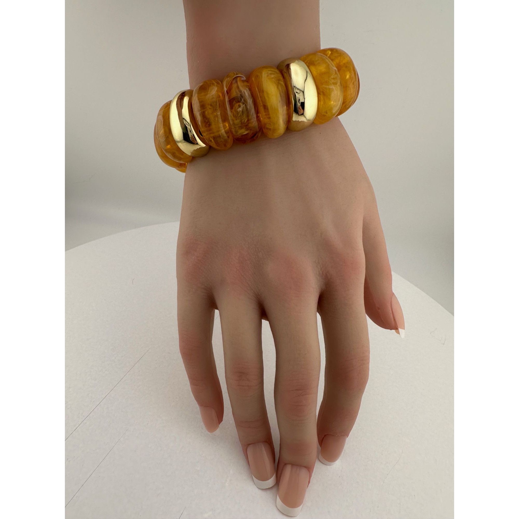 Other Vintage Jewelry Set of 7 Women's Bracelets/Bangle Bracelets Size ONE SIZE - 21 Thumbnail