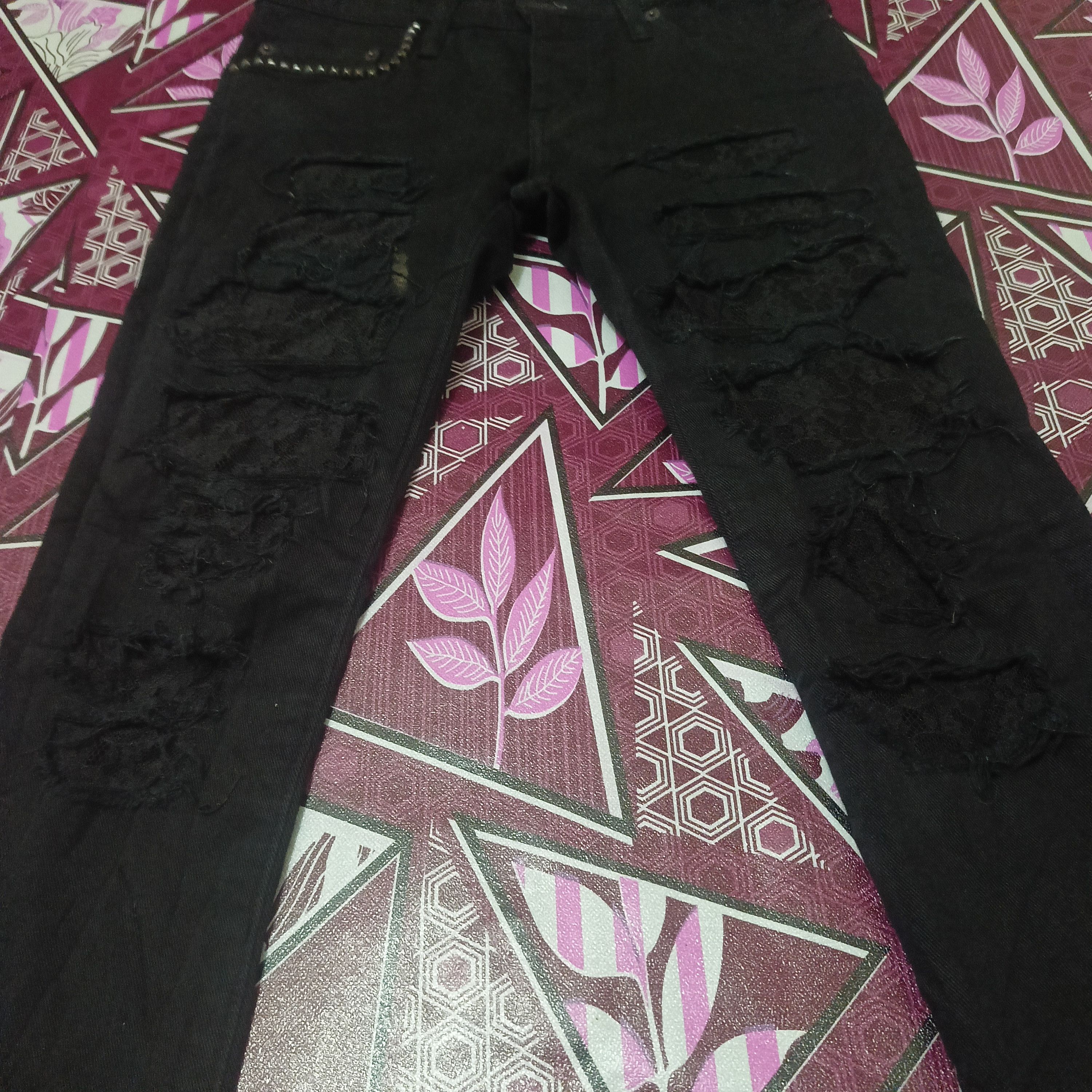 Hysteric Glamour Hysteric Glamour diatressed studded skinny jeans Size 26" / US 2 / IT 38 - 2 Thumbnail