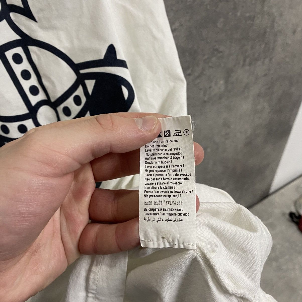 Vivienne Westwood Vivienne Westwood T-shirt Big Logo Size US S / EU 44-46 / 1 - 9 Thumbnail