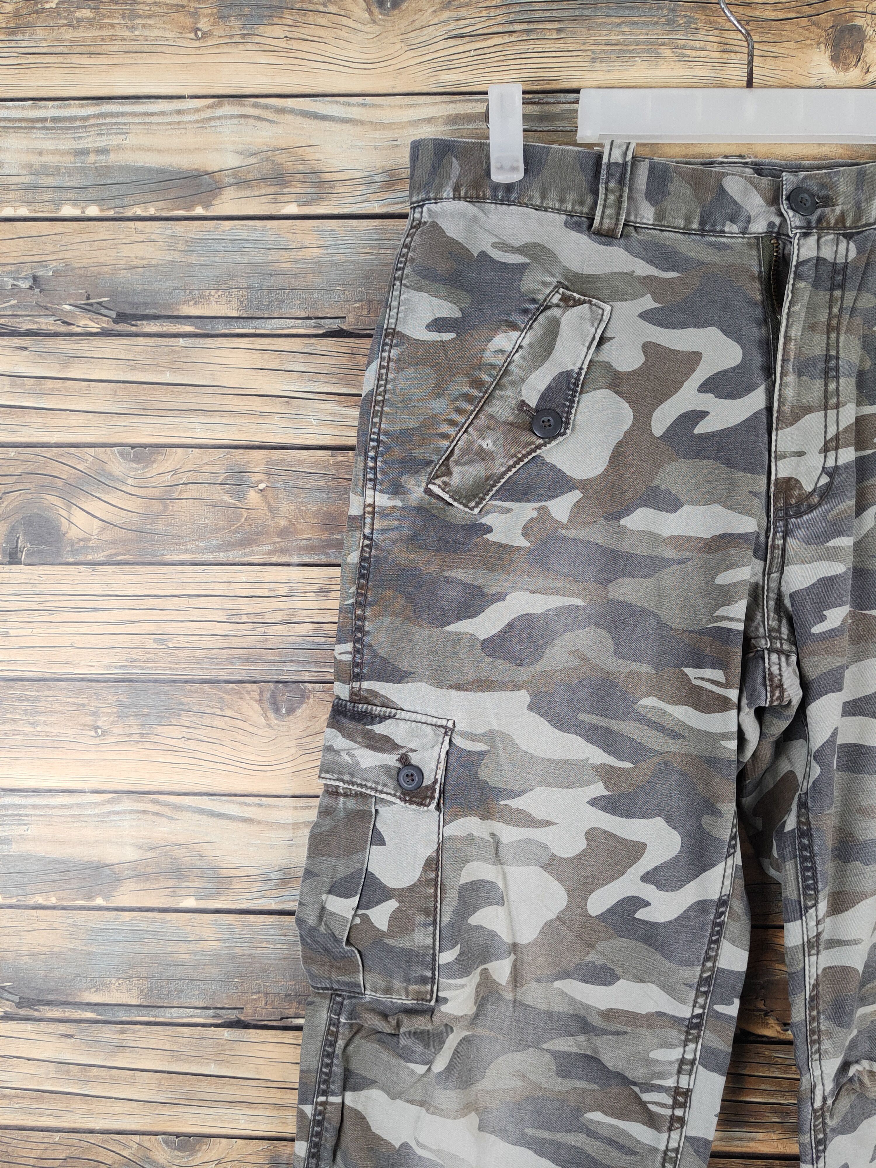 Oshkosh Oshkosh Camouflage Multipocket Tactical Cargo Pants #W1052 Size US 31 - 3 Thumbnail