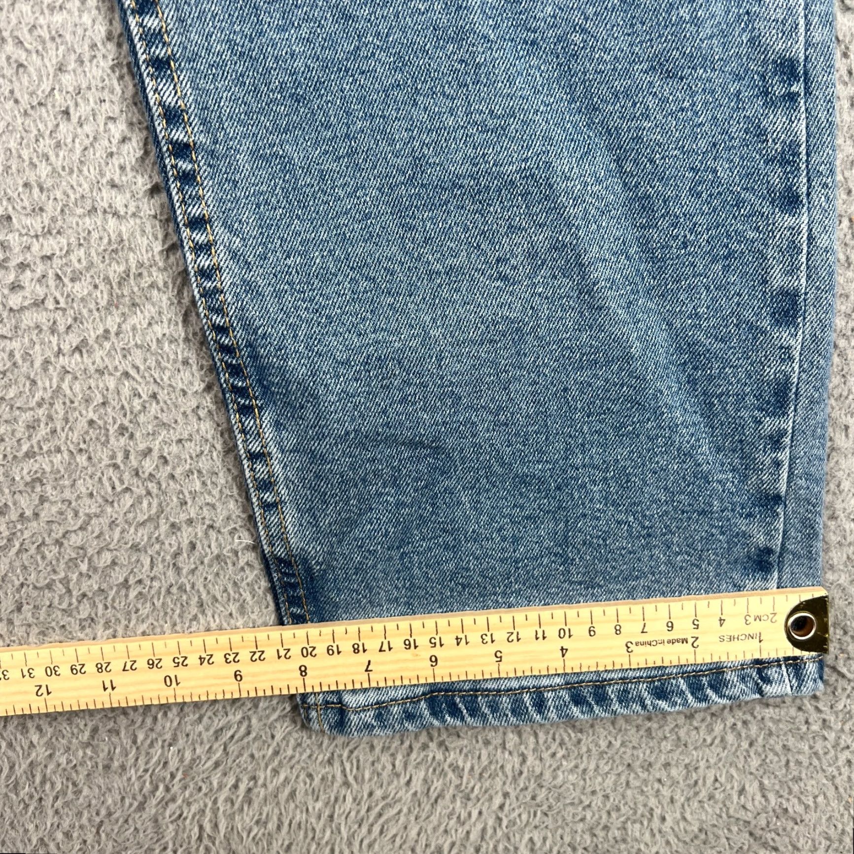 Wrangler VINTAGE Wrangler Jeans 34x32 Light Wash Y2K Western Jeans Men 5-Pocket Denim Cotton Blue Straight Regular Size 34 Inseam 32 Size US 34 / EU 50 - 2 Thumbnail