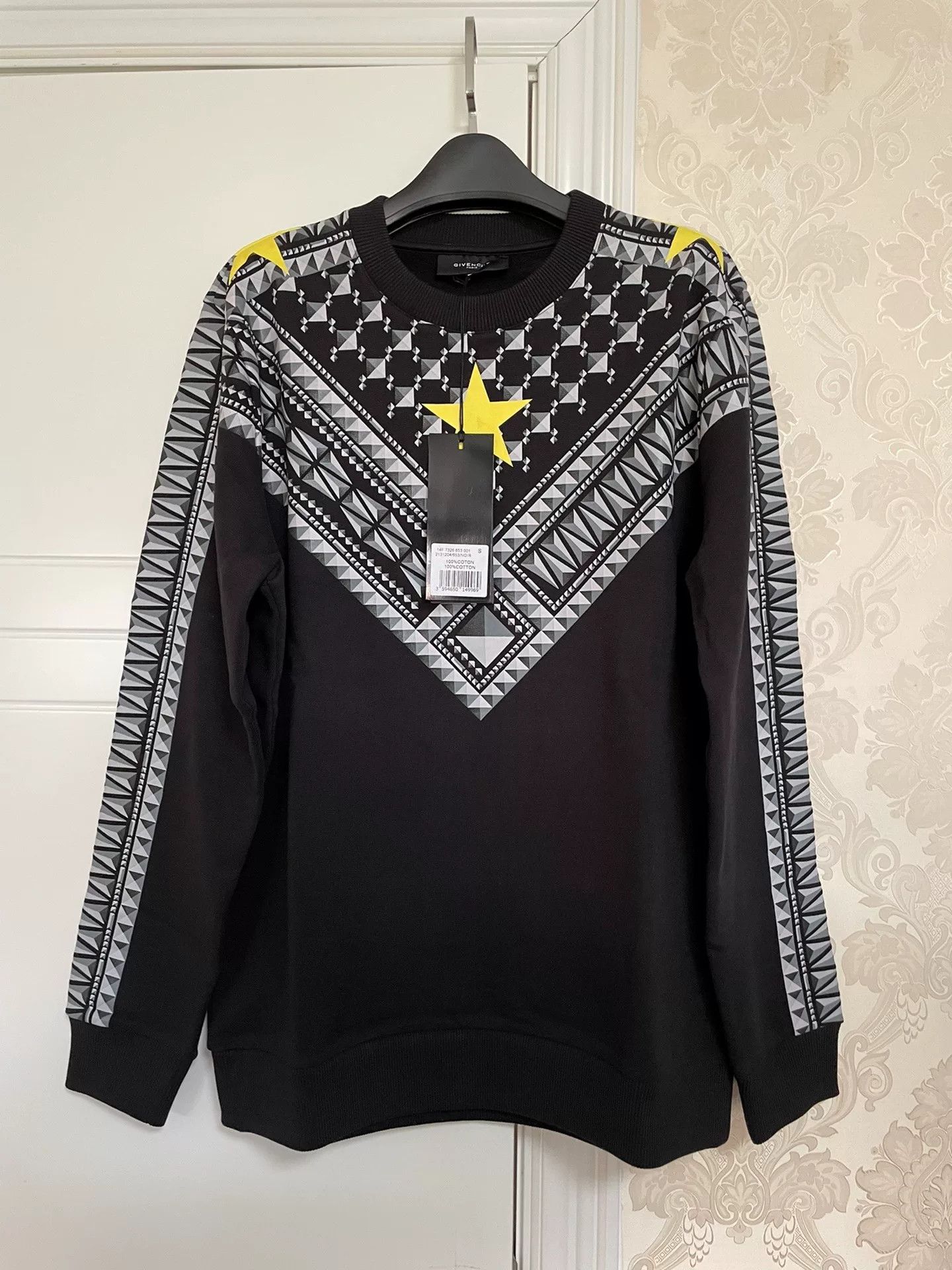 Givenchy Givenchy Star Pattern Sweatshirt Size S Size US S / EU 44-46 / 1 - 1 Thumbnail