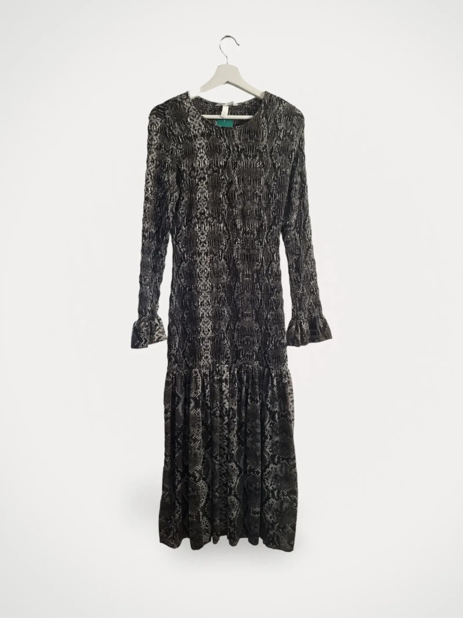 H&M H&M Conscious O/N 144989 P/N 0819137 0 Dress Size M / US 6-8 / IT 42-44 - 1 Thumbnail