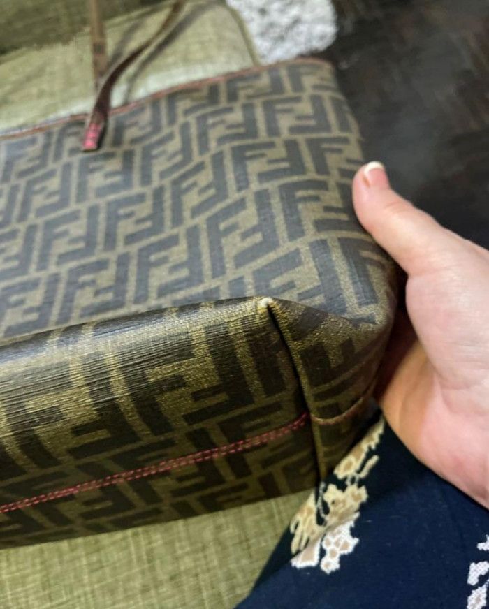 Fendi Authentic Fendi Large Tote Bag Size ONE SIZE - 7 Thumbnail