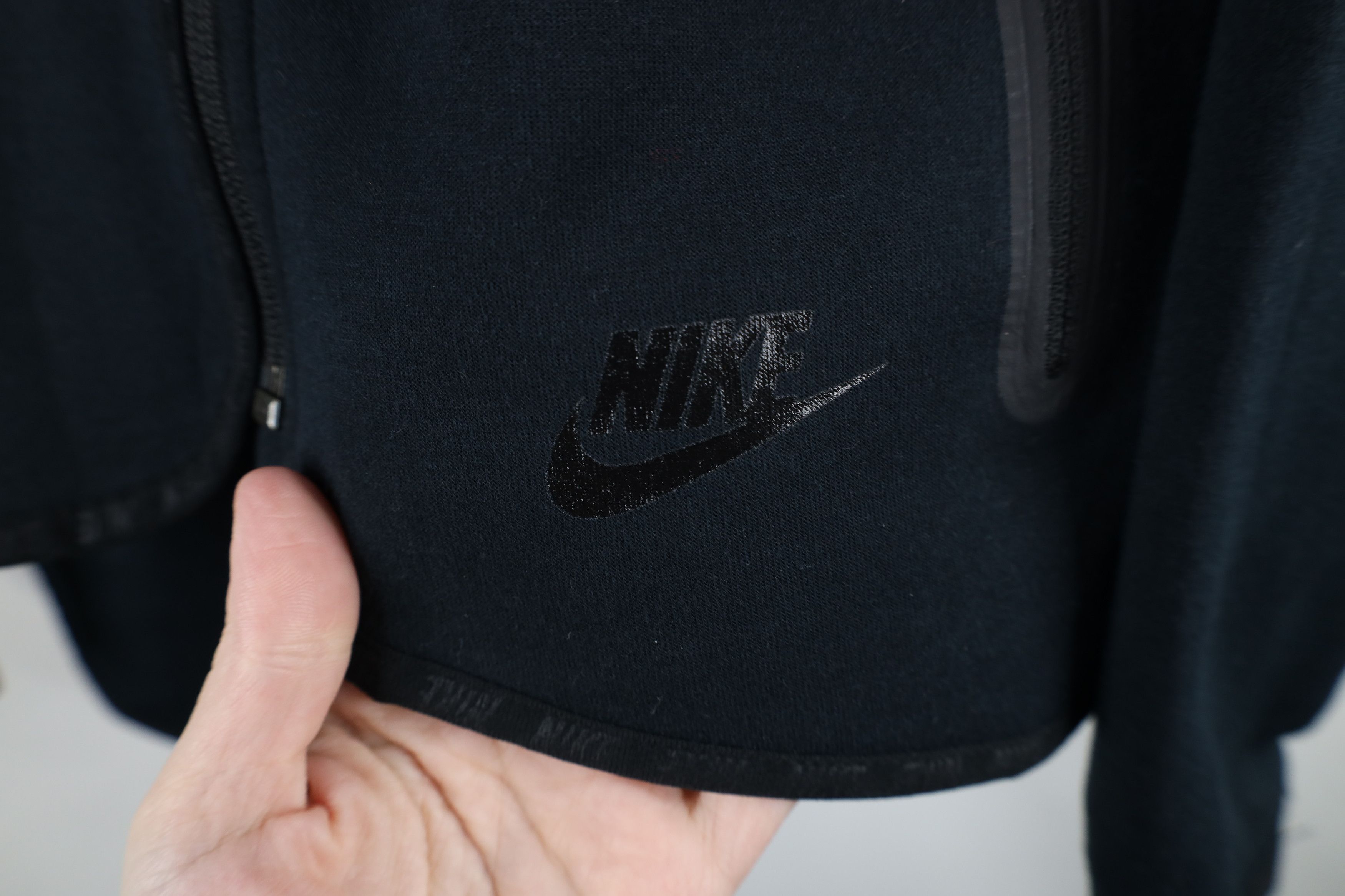Nike × Vintage Nike Sportswear Tech Fleece Full Zip Hooded Cape Jacket Size S / US 4 / IT 40 - 4 Thumbnail