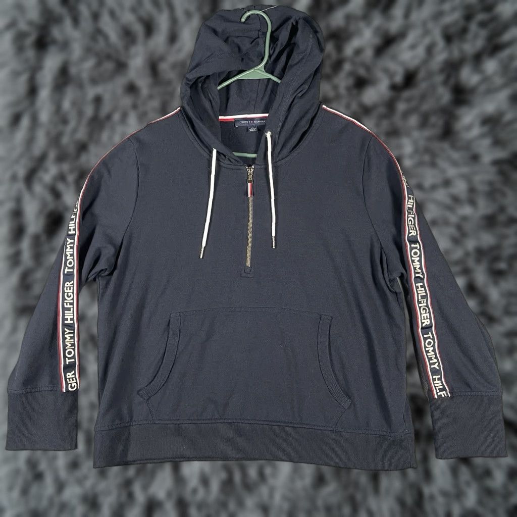 Tommy Hilfiger Tommy Hilfiger 1/2 Zip Hoodie Sweatshirt 2XL Navy Blue, Long Sleeve, Zip, Logo, Pullover, Men, Classic Designer Preppy Size US XXL / EU 58 / 5 - 1 Thumbnail