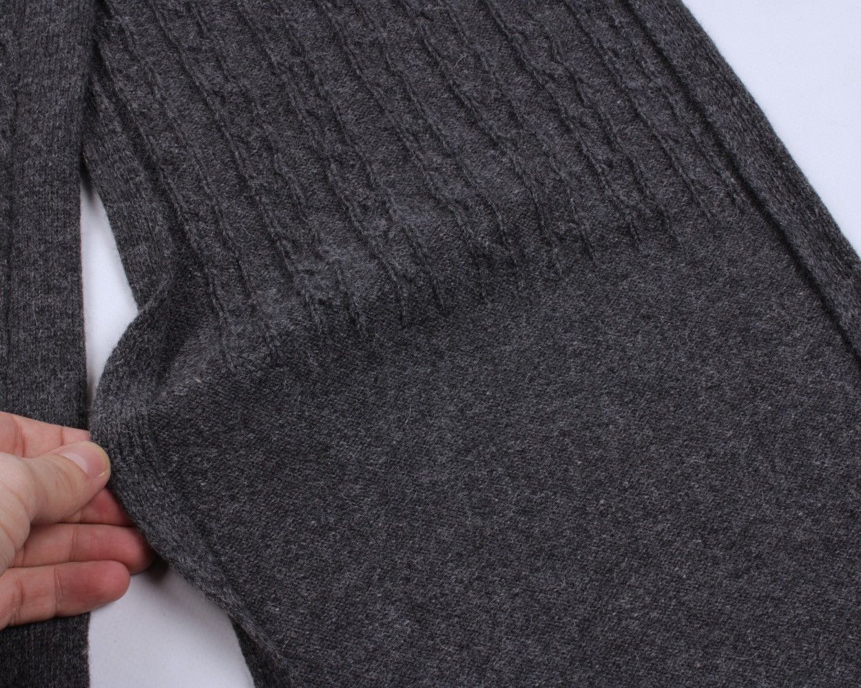 Lacoste × Vintage LACOSTE Gray Cable Knit Wool Scarf Size ONE SIZE - 6 Thumbnail