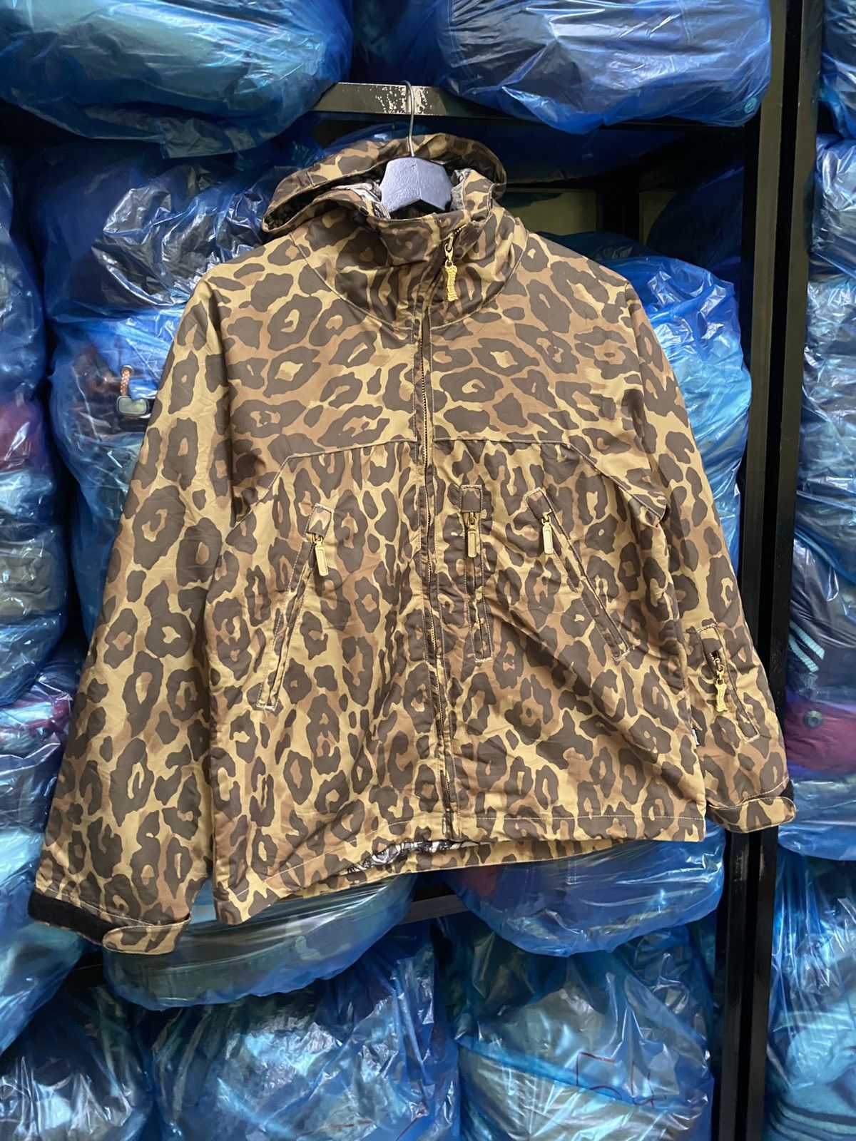 If Six Was Nine VINTAGE Y2K RNA JAPANESE PUNK BRAND LEOPARD HOODIE Size US S / EU 44-46 / 1 - 3 Thumbnail