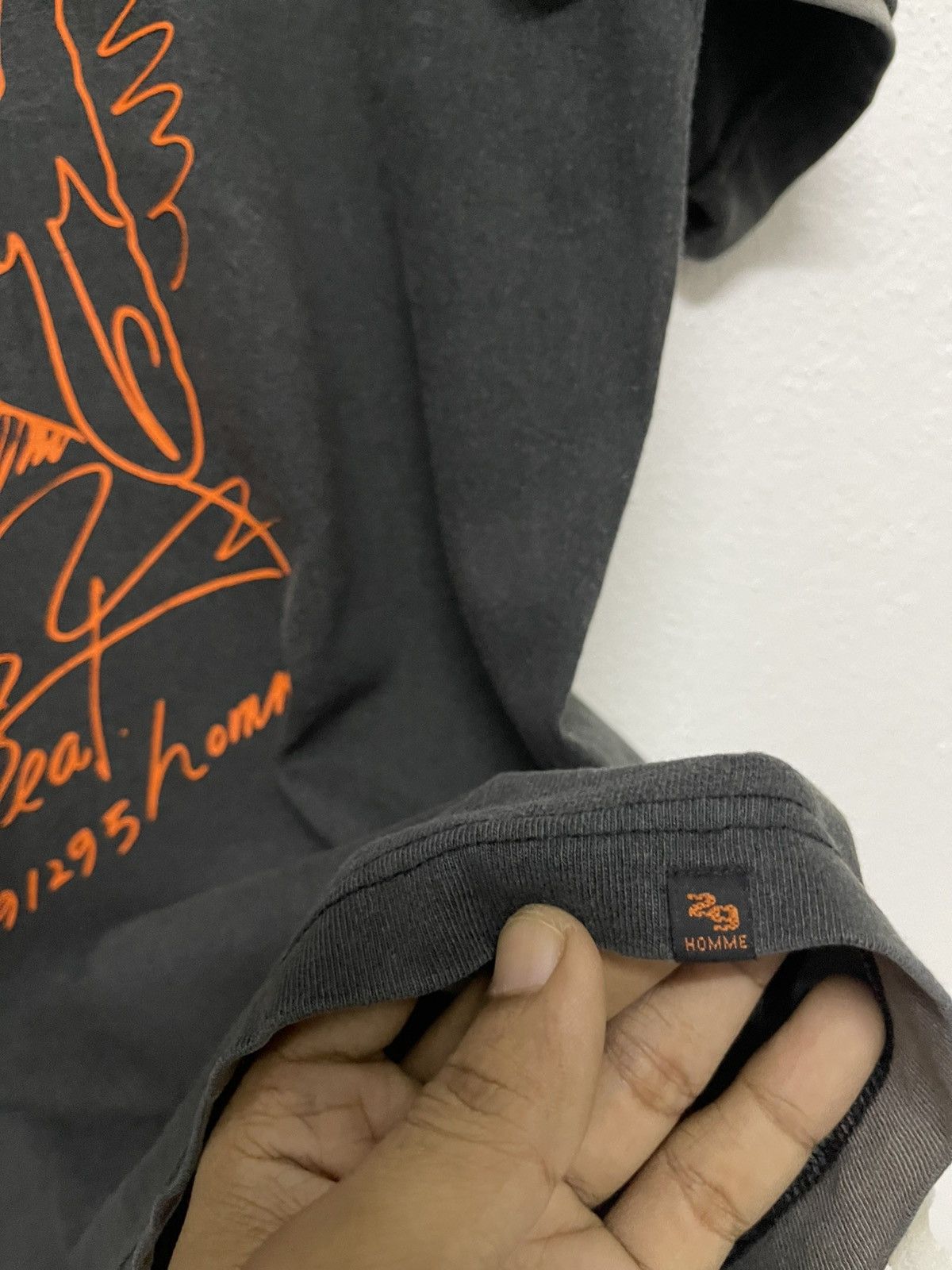 Seditionaries VINTAGE 291295=HOMME OFF BEATS FADED TSHIRT RARE Size US M / EU 48-50 / 2 - 10 Thumbnail