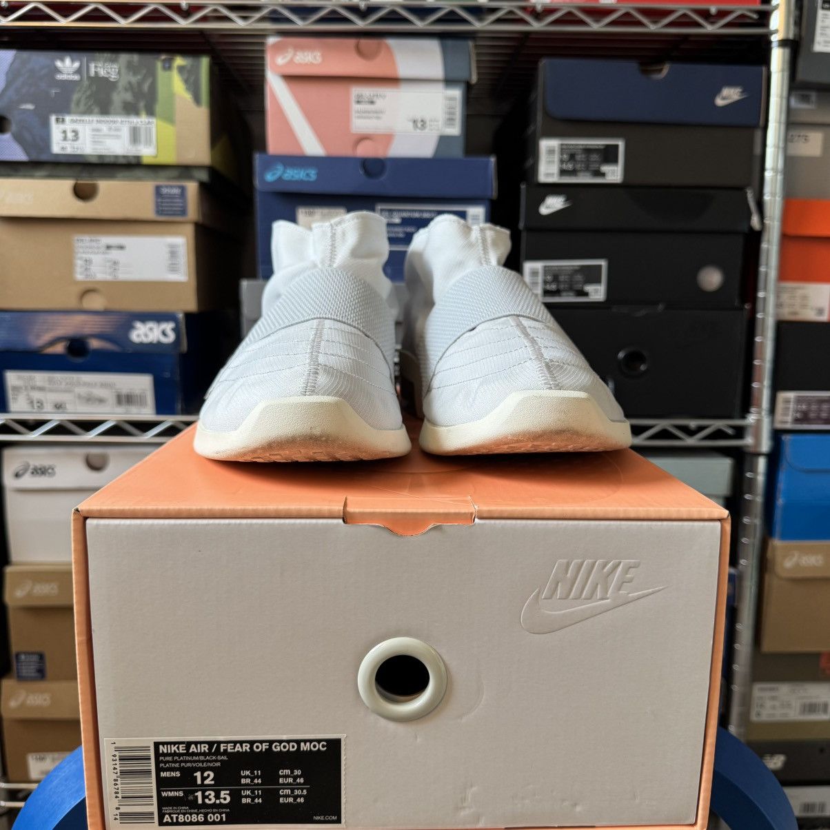 Fear of God × Nike Nike x Fear of God Moc “Pure Platinum” Men’s Size 12 Size US 12 / EU 45 - 4 Thumbnail
