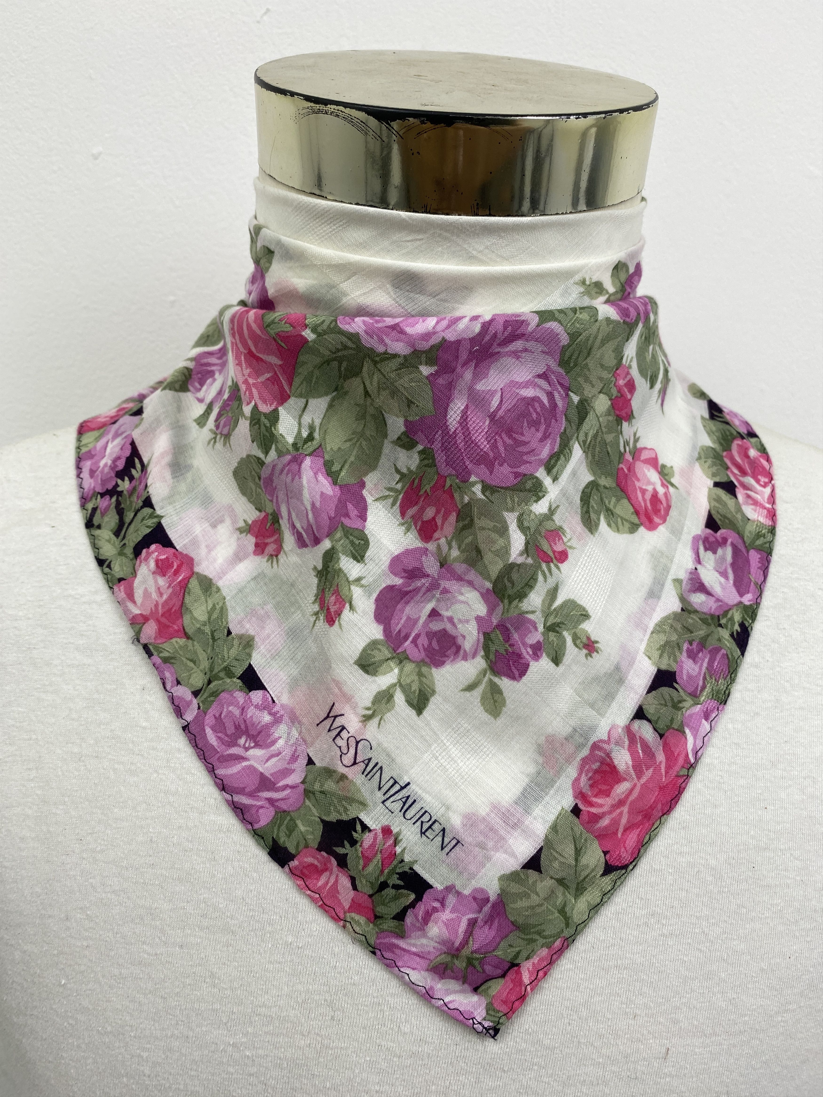 Yves Saint Laurent Yves Saint Laurent Handkerchief / Neckerchief HKC0631 Size ONE SIZE - 2 Thumbnail