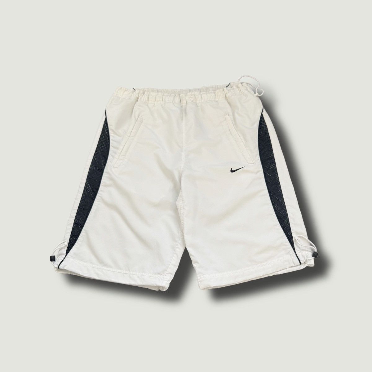 Nike 00s Nike Vintage Nylon Baggy Mini Swoosh Drill Shorts Y2K Size US 32 / EU 48 - 1 Thumbnail