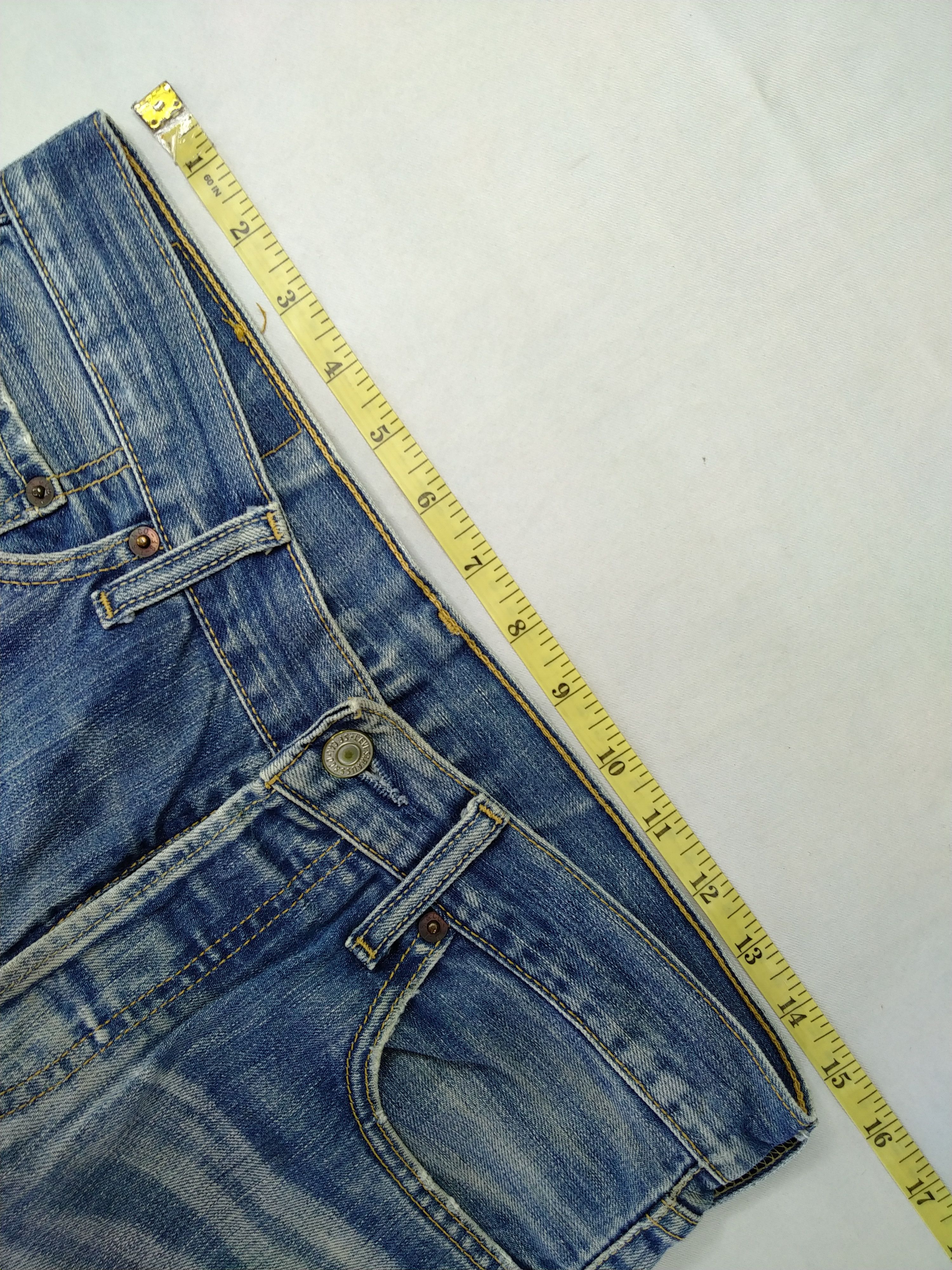 Levi's Vintage Levi's 501 Light Blue Wash Denim 30x32 -JN786 Size US 30 / EU 46 - 5 Thumbnail