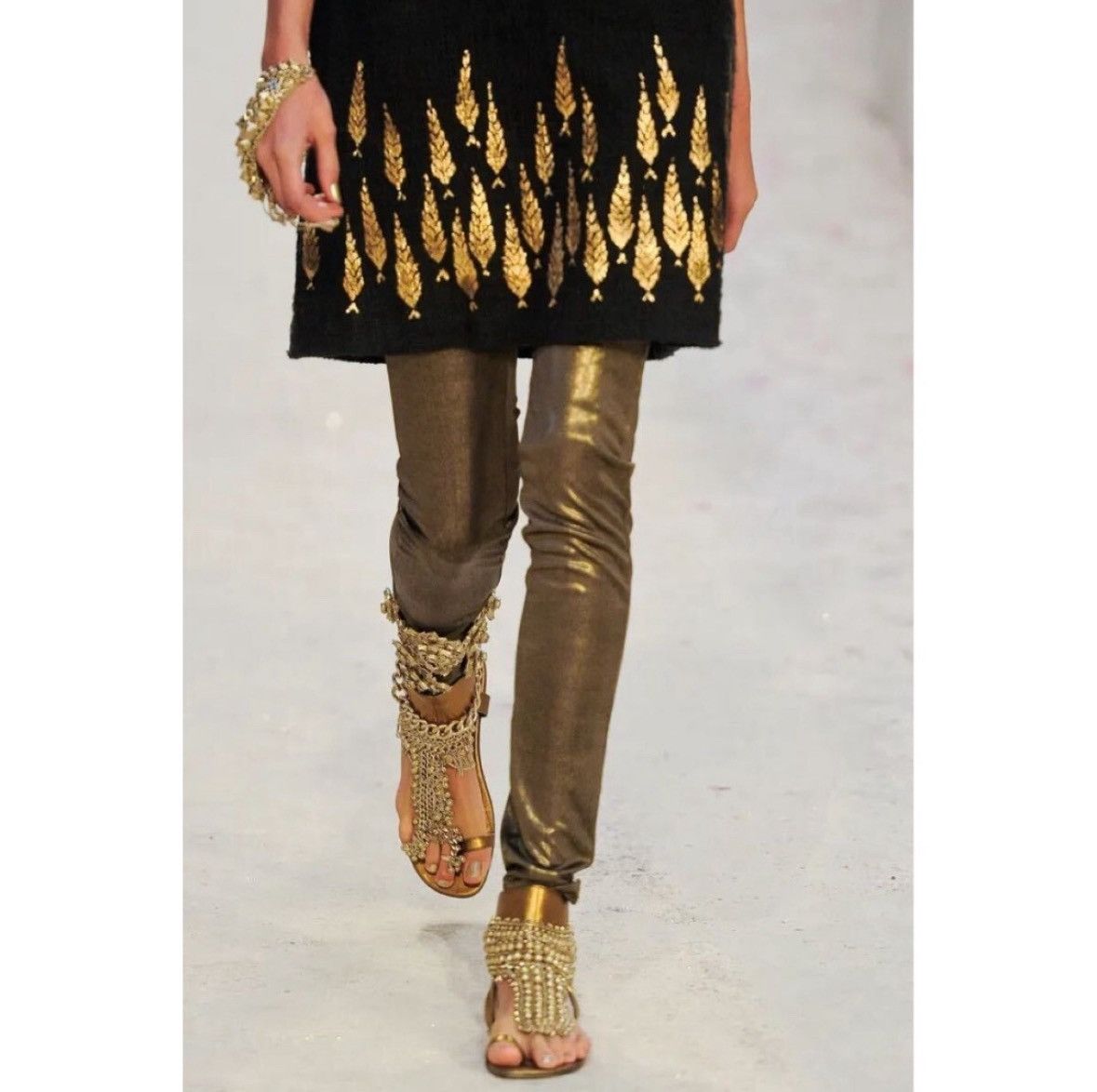 Chanel COCO decoration super stretch pants leggings