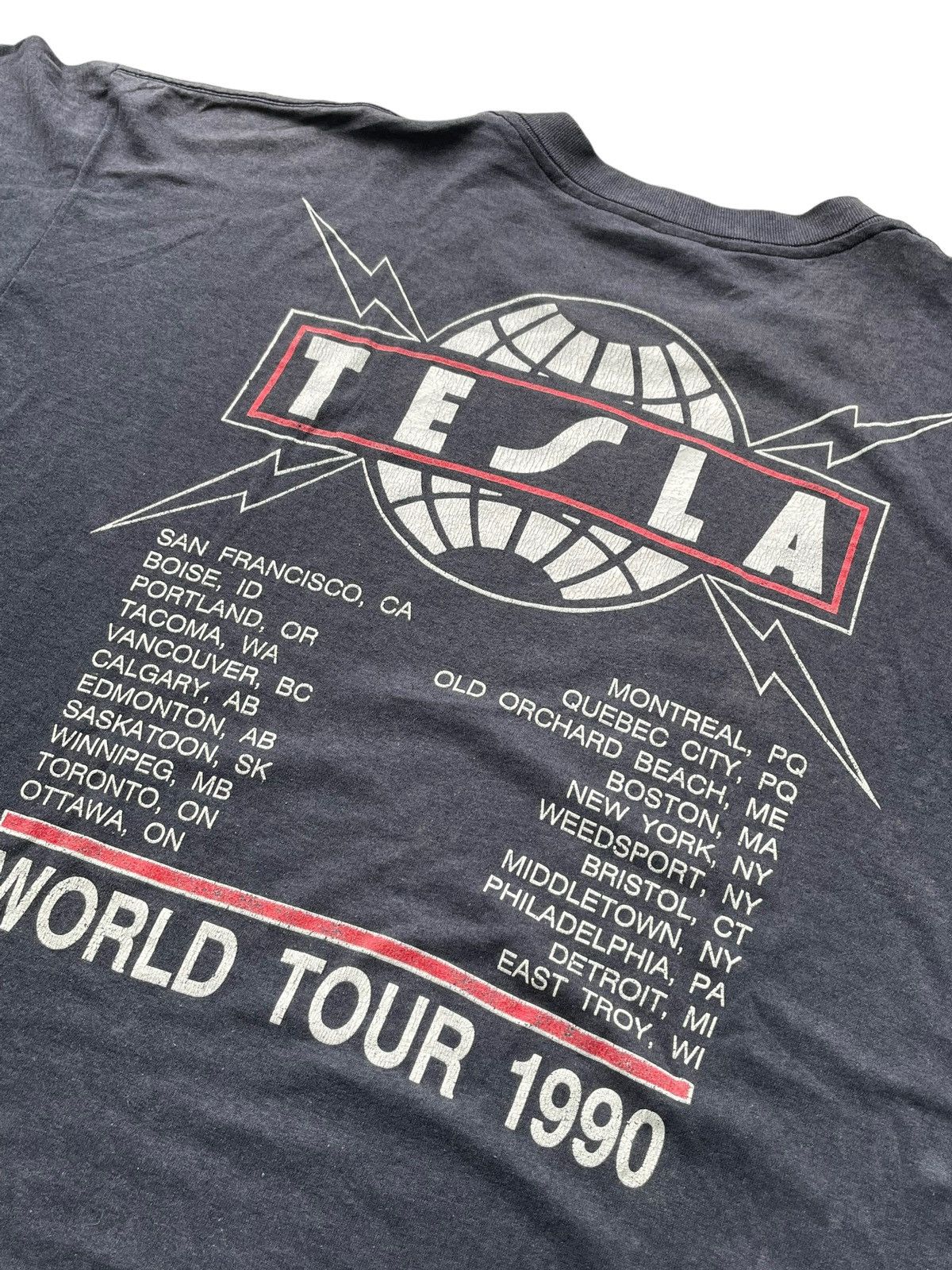 Band Tees VTG 1990 Tesla Live World Tour Faded Distresed Size US XL / EU 56 / 4 - 10 Thumbnail