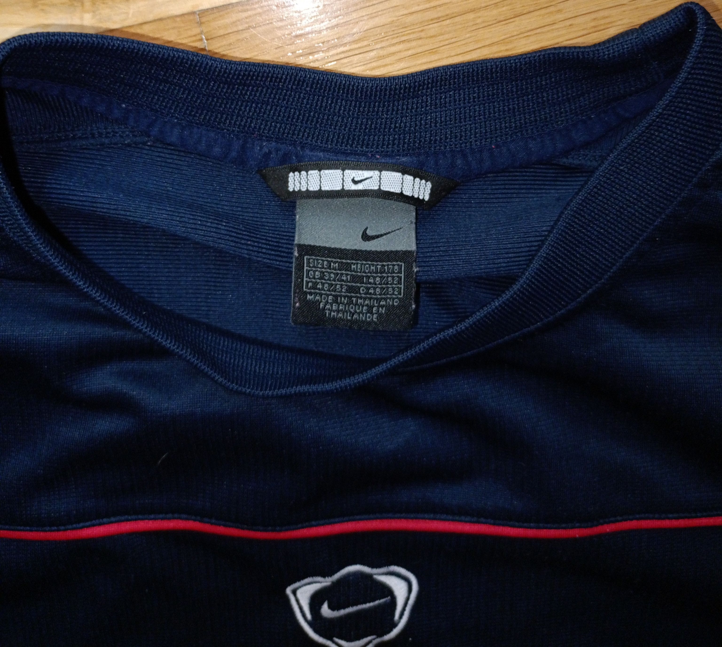 Nike Retro Nike Y2K Crewneck Tee - Vintage Streetwear Essential Size US M / EU 48-50 / 2 - 4 Thumbnail