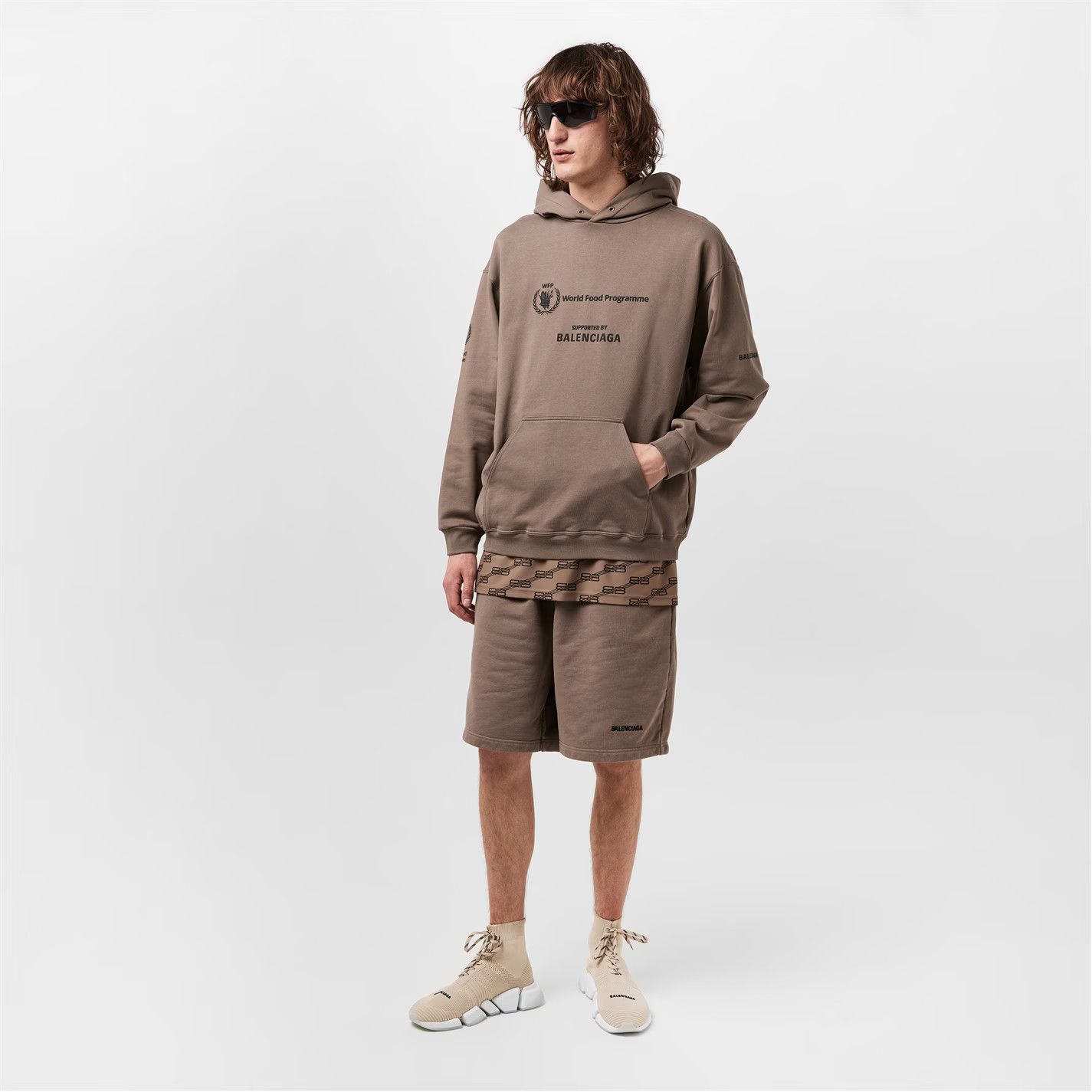 Balenciaga o1g2r1mq0226 Pull Over Relaxed Fit Hoodie In Taupe Size US XL / EU 56 / 4 - 6 Thumbnail