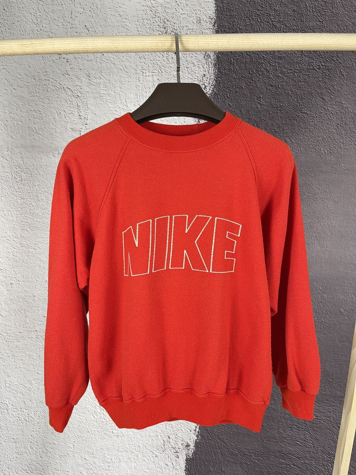 Nike Nike Vintage 80s red big logo sweatshirt sweater Size M / US 6-8 / IT 42-44 - 1 Thumbnail