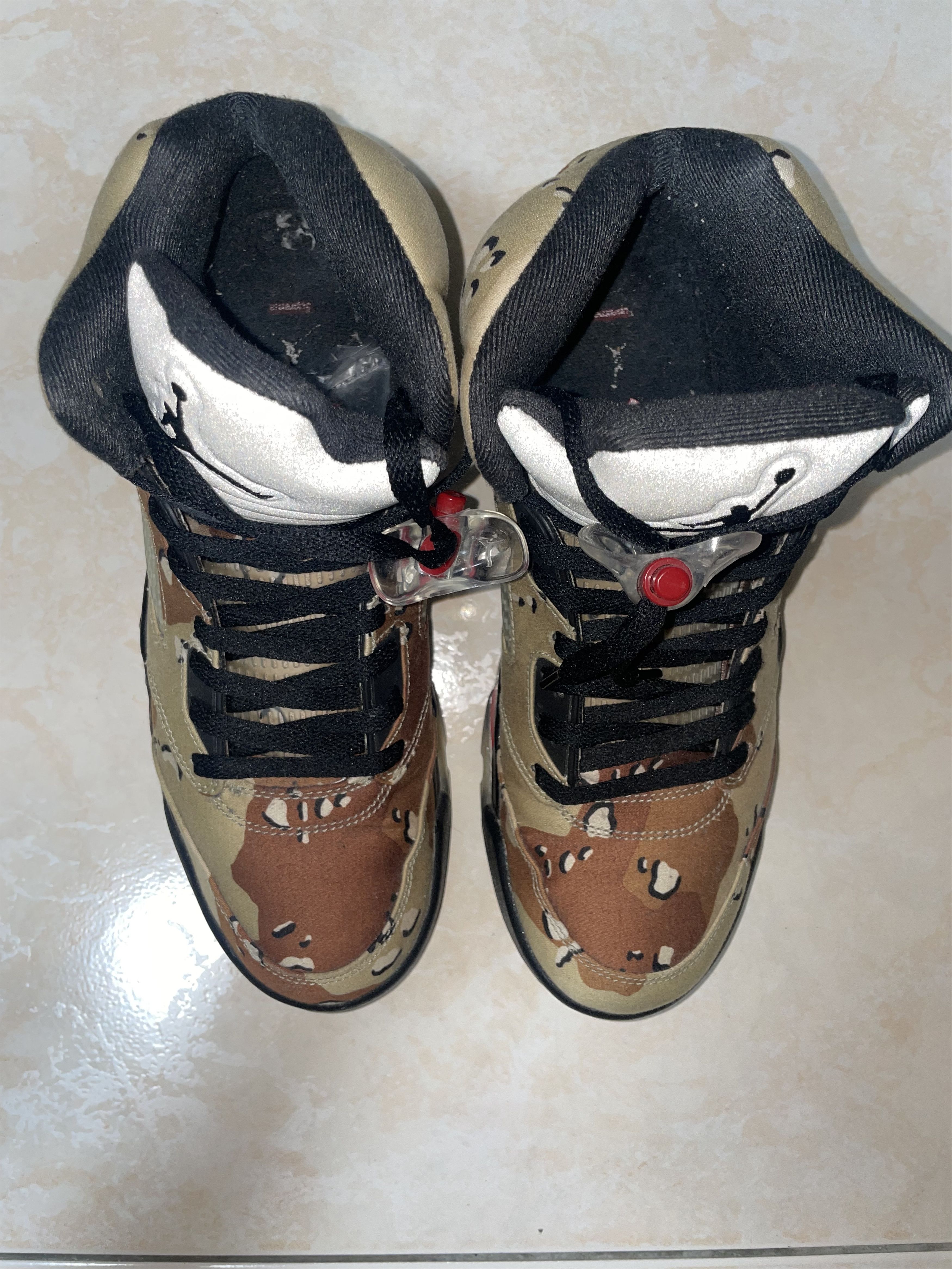 Supreme Supreme x Nike Jordan 5 Retro Desert Camo Size US 10 / EU 43 - 7 Thumbnail