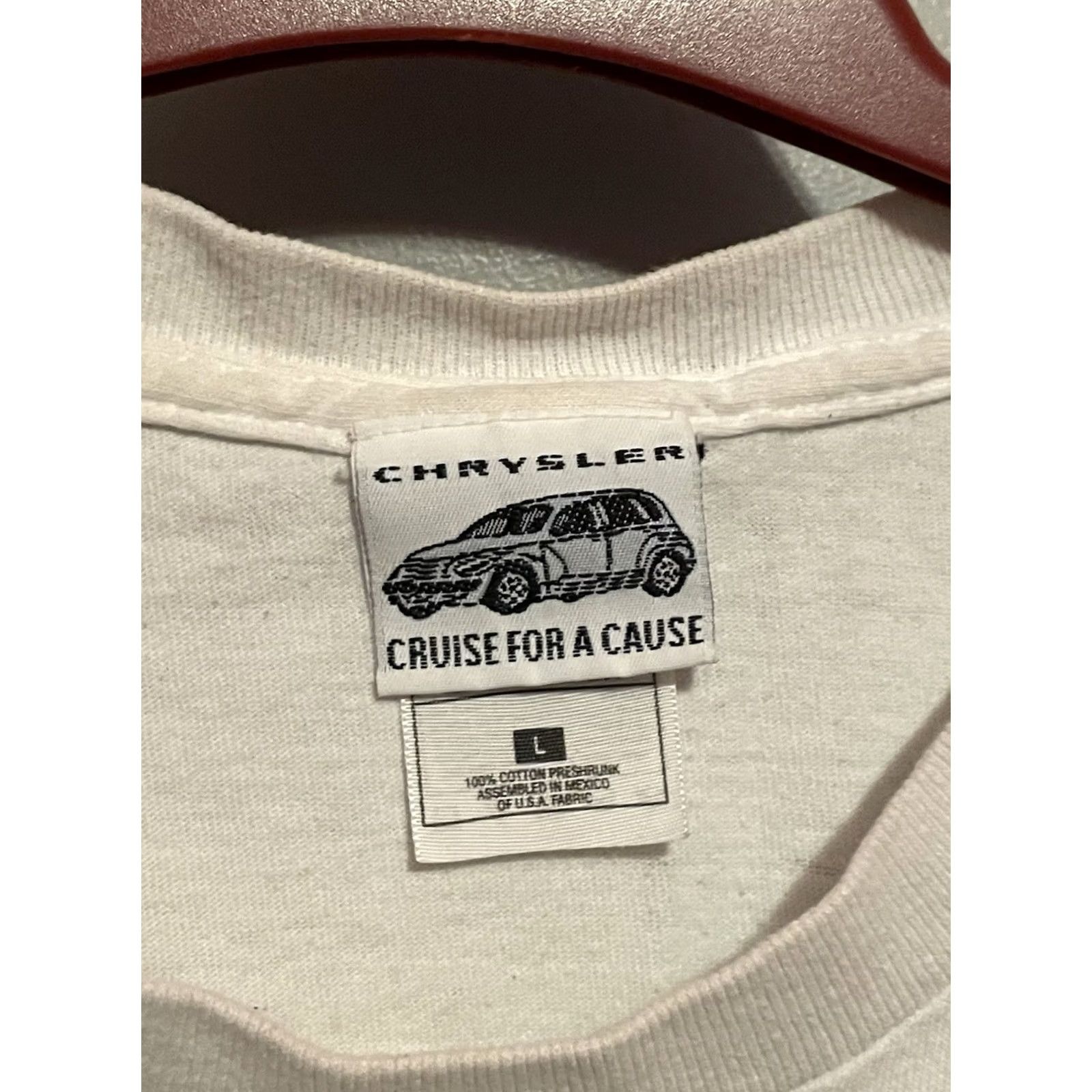 Vintage VINTAGE Chrysler T-Shirt Mens Size US L / EU 52-54 / 3 - 4 Thumbnail