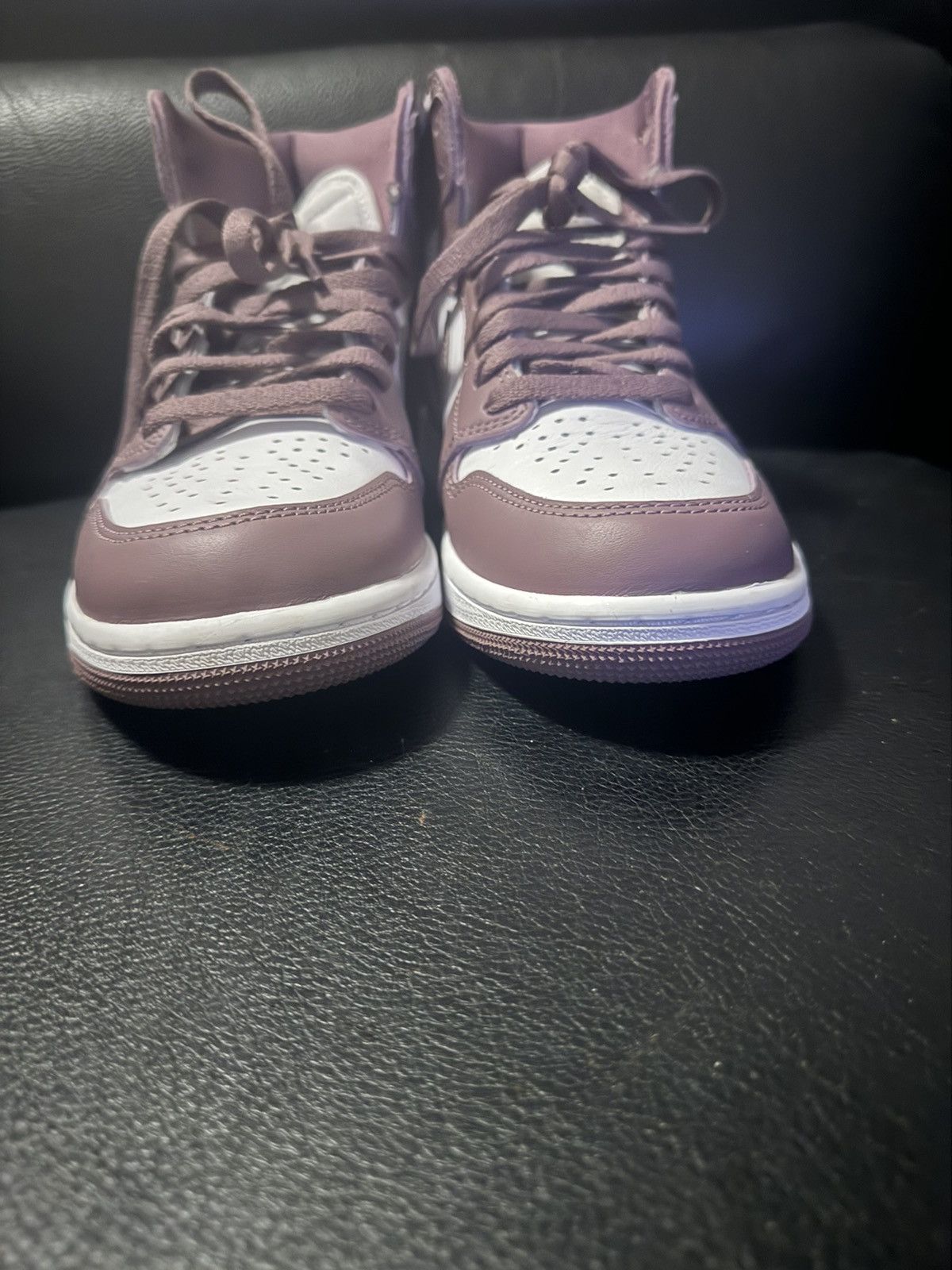 Nike Air Jordan 1 Size US 9 / EU 42 - 3 Thumbnail