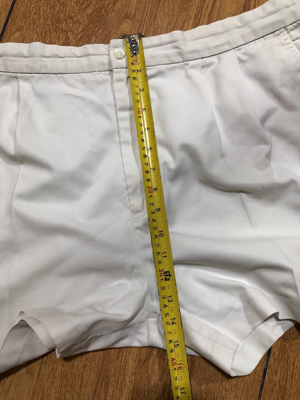 Fred Perry Vintage Fred Perry Basic White Shorts Size 36 Size US 36 / EU 52 - 13 Thumbnail