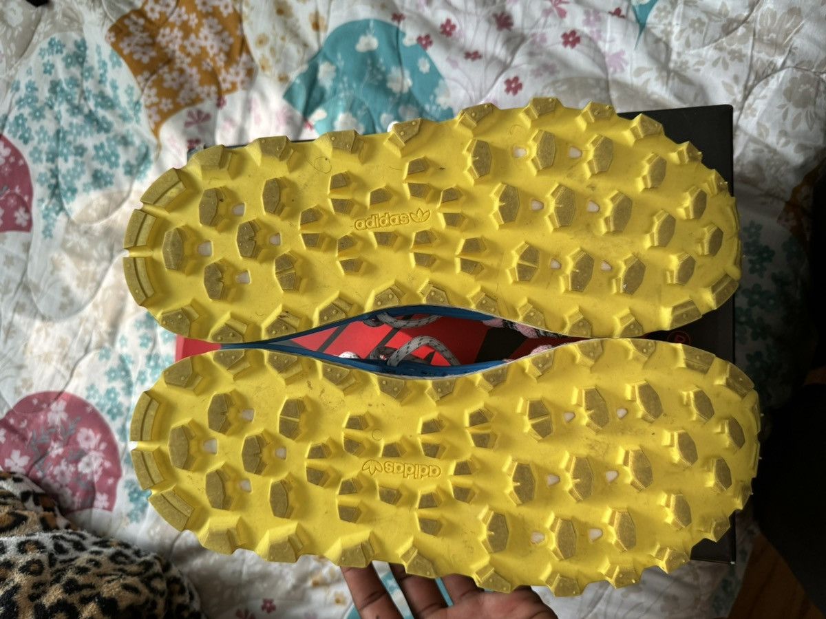 Adidas human races size 10.5 Size US 10.5 / EU 43-44 - 3 Thumbnail