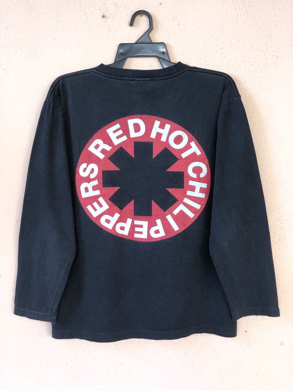 Band Tees Vintage 90s Red Hot Chili Peppers LS Band Tee Size US L / EU 52-54 / 3 - 2 Thumbnail