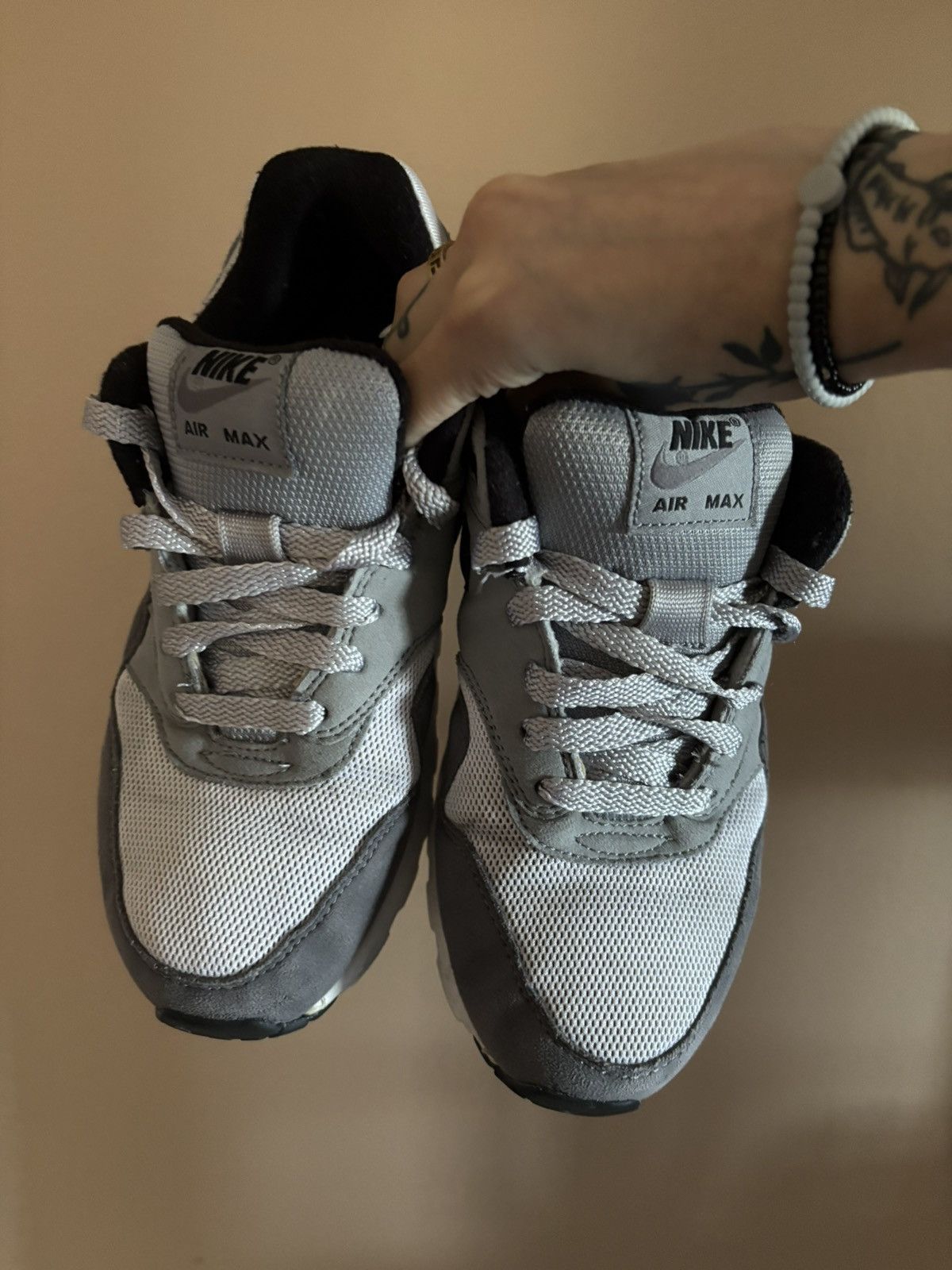 Nike Nike Air Max 1 GS 'Wolf Grey Gunsmoke' Size US 5.5 / EU 38 - 3 Thumbnail