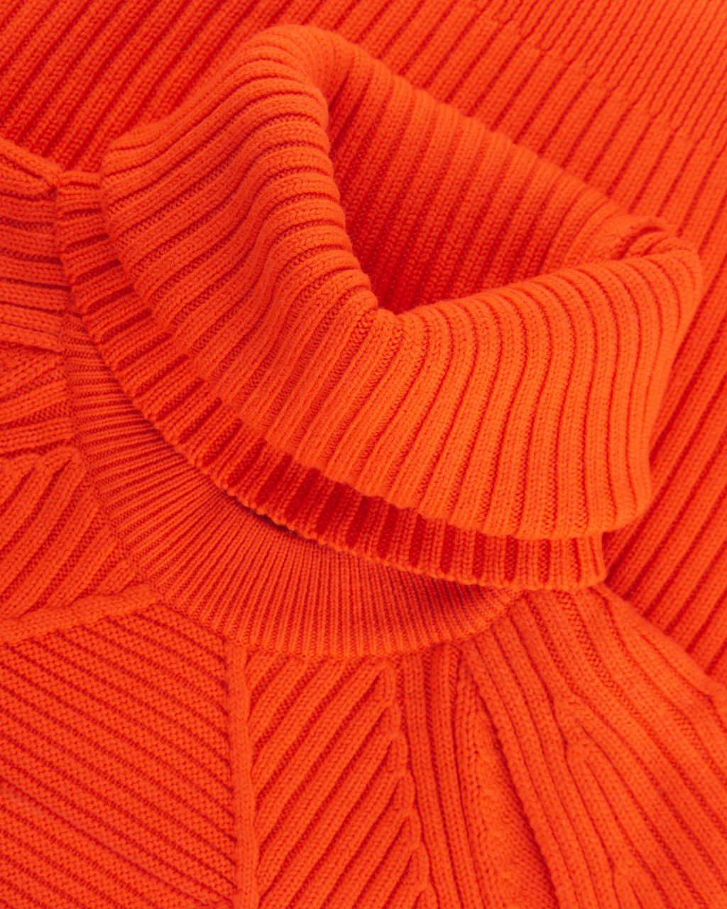 Kenzo KENZO / Wool Sweater with Transforming Collar Size M / US 6-8 / IT 42-44 - 1 Thumbnail