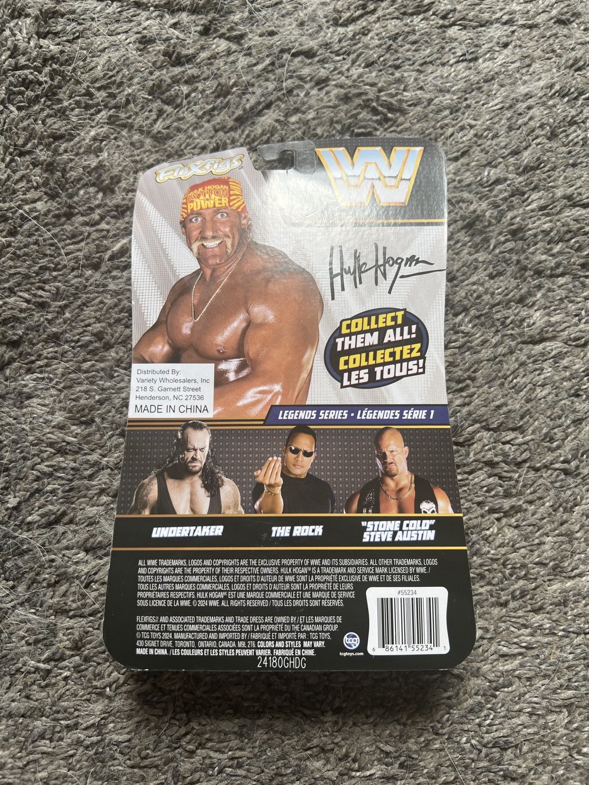 WWE 2024 WWE Flexfigs Legends Series Hulk Hogan Size ONE SIZE - 2 Thumbnail