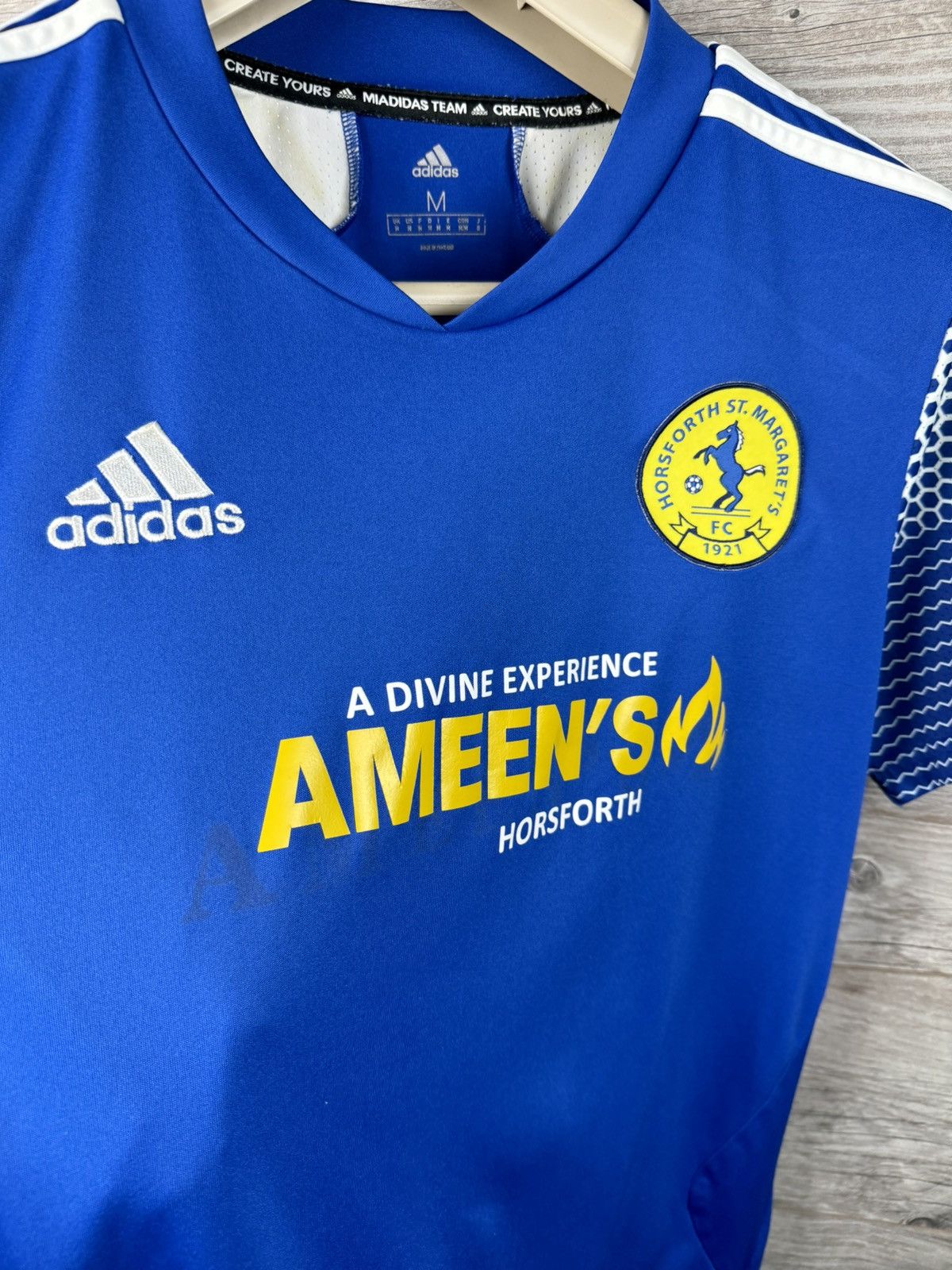 Adidas Adidas Soccer Jersey Streetwear Tee T-shirt size M Size US M / EU 48-50 / 2 - 7 Thumbnail