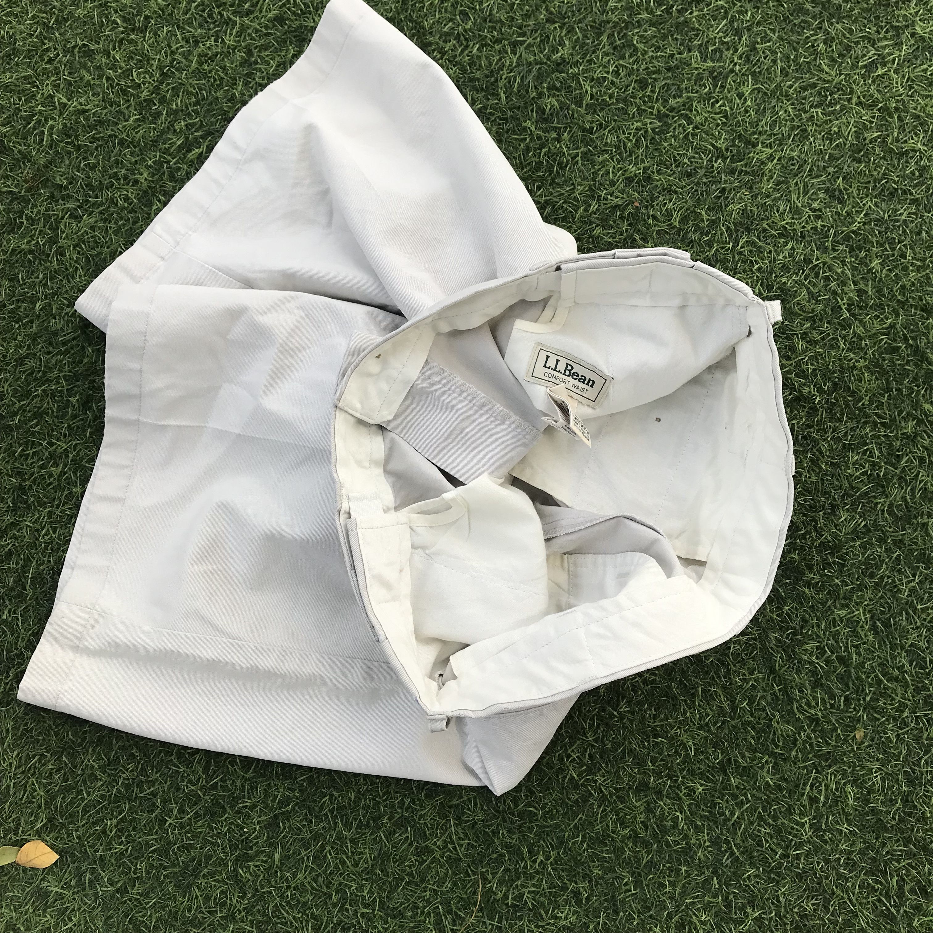 L.L. Bean × Vintage LL BEAN Freeport maine khakis Beige cream Short Safari pants Size US 34 / EU 50 - 5 Thumbnail