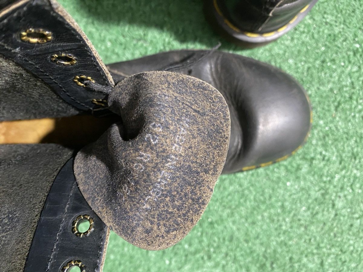 Dr. Martens Dr Martens leather shoes Size US 7 / EU 40 - 12 Thumbnail