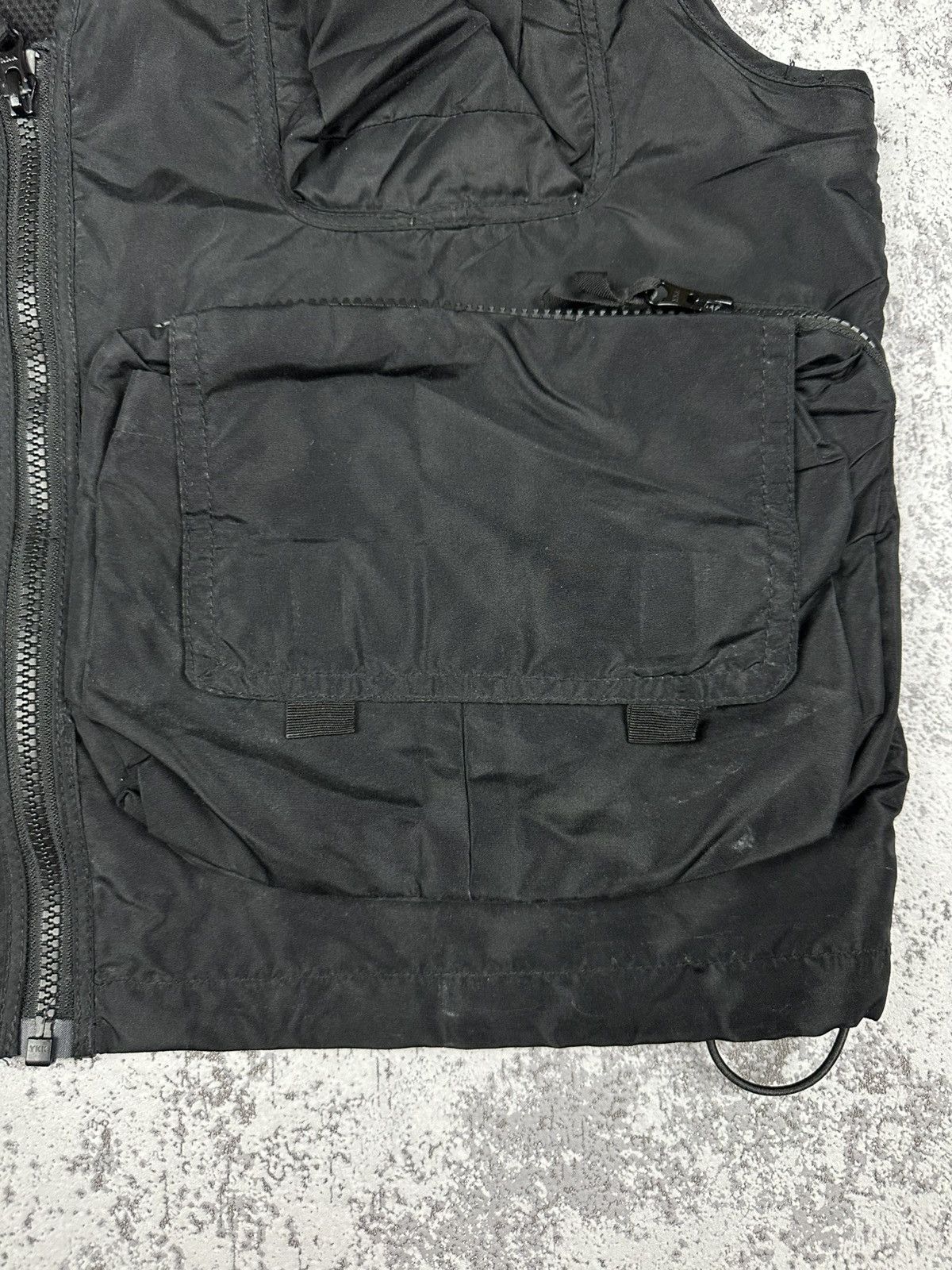 Japanese Brand Streetwear Tactical Multipocket Vest Size US L / EU 52-54 / 3 - 3 Thumbnail