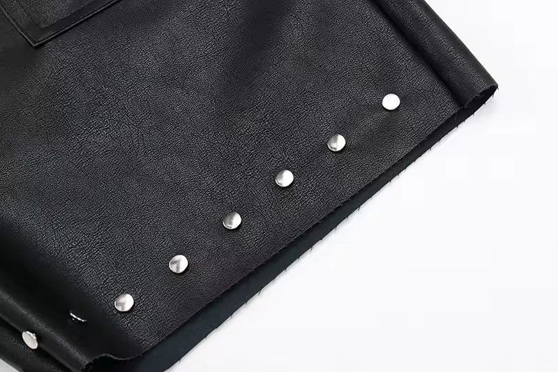 Japanese Brand Gothic Punk Streetwear PU Leather Rhinestone Shorts Size US 34 / EU 50 - 5 Thumbnail