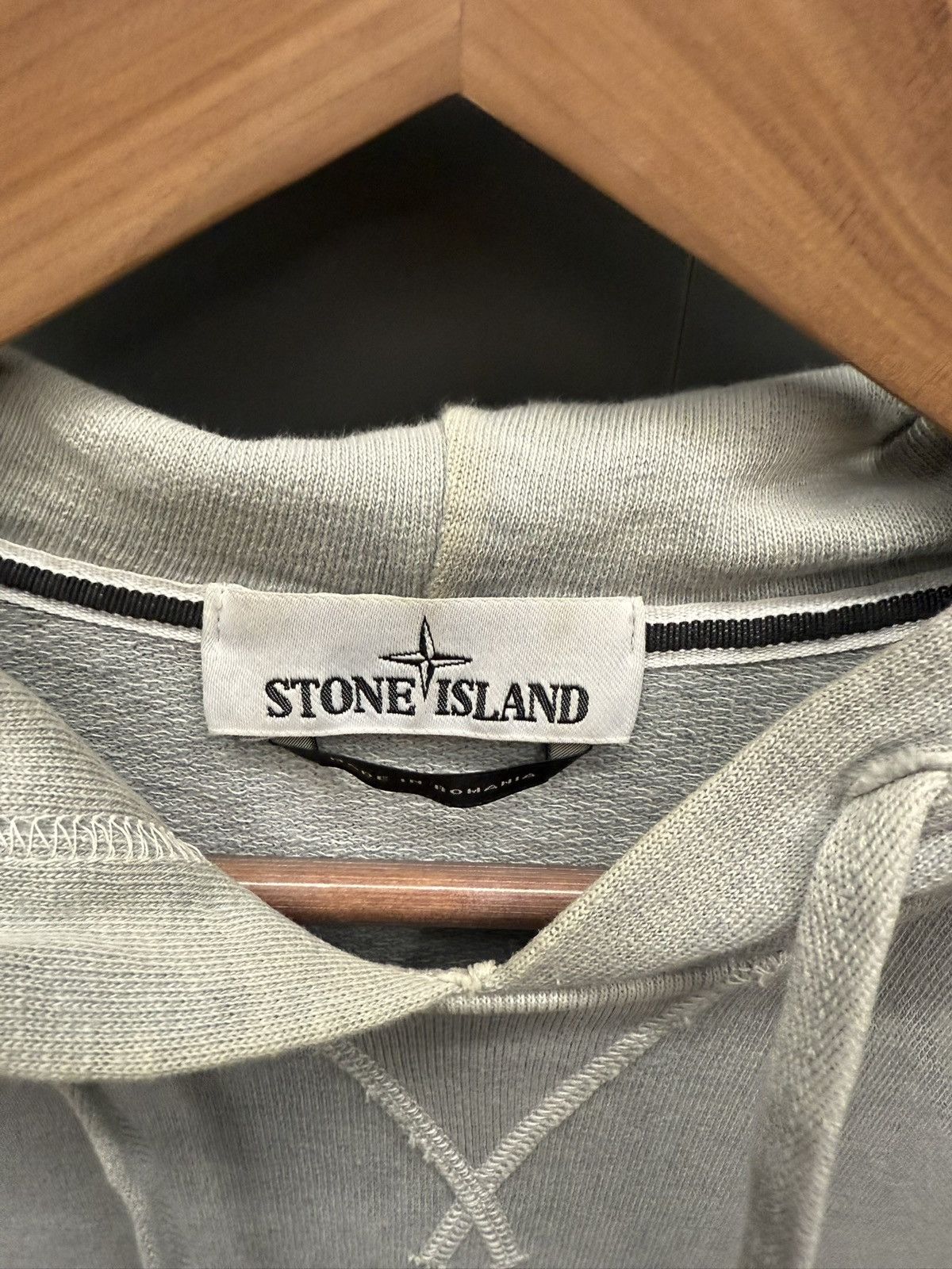 Stone Island Stone Island Patch Hoodie Light Grey - Large Size US L / EU 52-54 / 3 - 2 Thumbnail