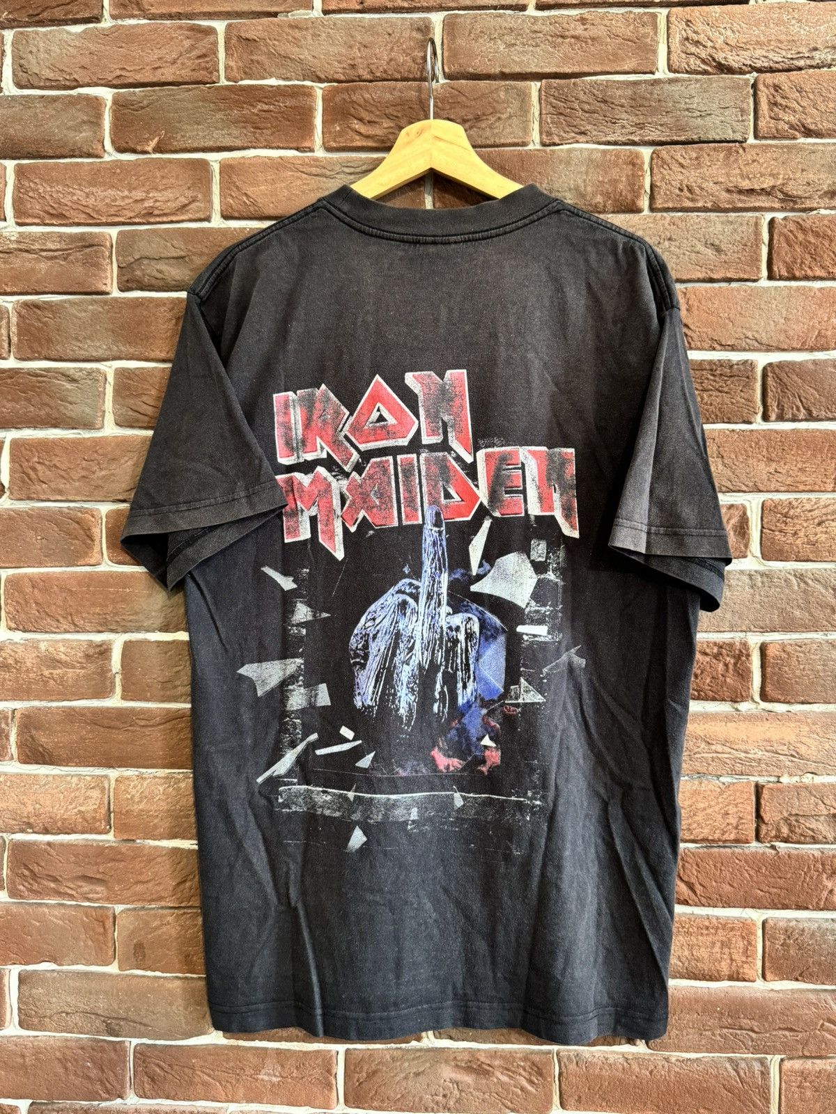 Band Tees Vintage 00s Iron Maiden Middle Finger Washed Metal Band Tee Size US L / EU 52-54 / 3 - 2 Thumbnail