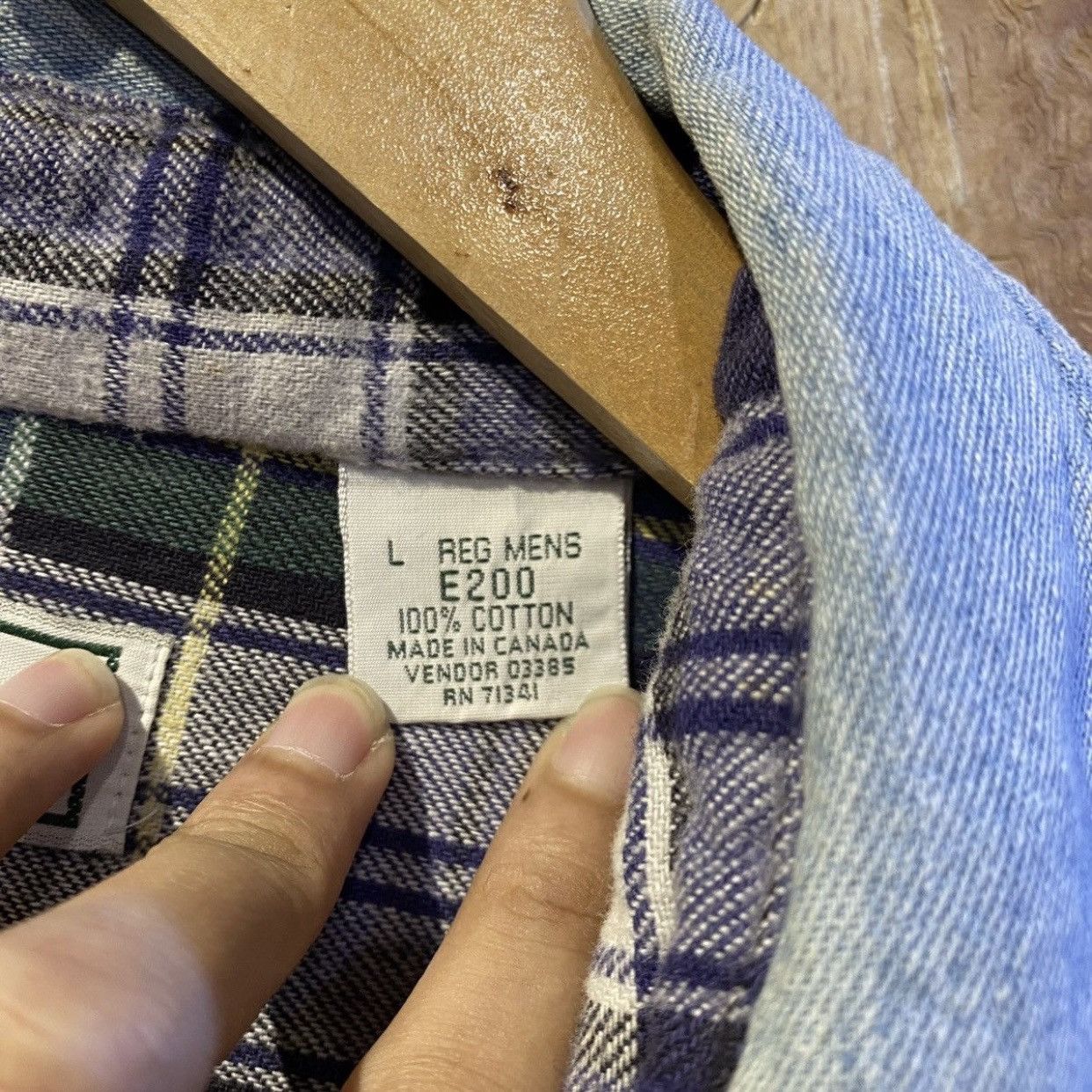 L.L. Bean × Vintage Vintage 90s LL Bean Heavy Cotton Button Shirt Denim USA Size US L / EU 52-54 / 3 - 11 Thumbnail