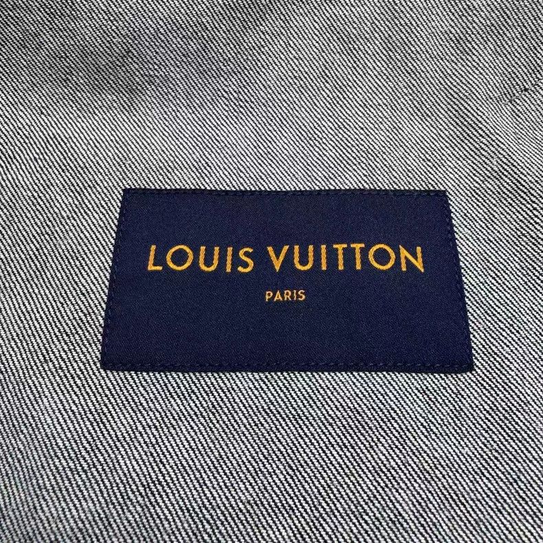Louis Vuitton Louis Vuitton Starry Sky Coat 2501-Nextarrow Size US L / EU 52-54 / 3 - 4 Thumbnail