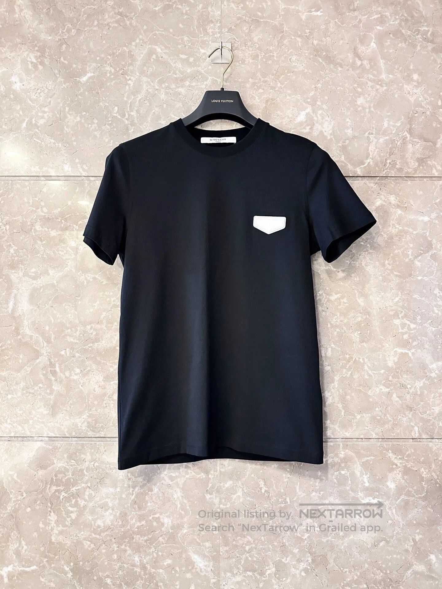 Givenchy Givenchy Women's Short. Size XS / US 0-2 / IT 36-38 - 1 Thumbnail