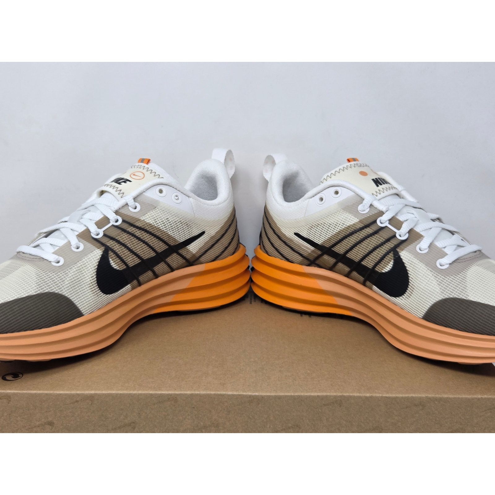 Nike DS Nike Lunar Roam COCONUT MILK DV2440-101 Size US 7 / IT 37 - 6 Thumbnail