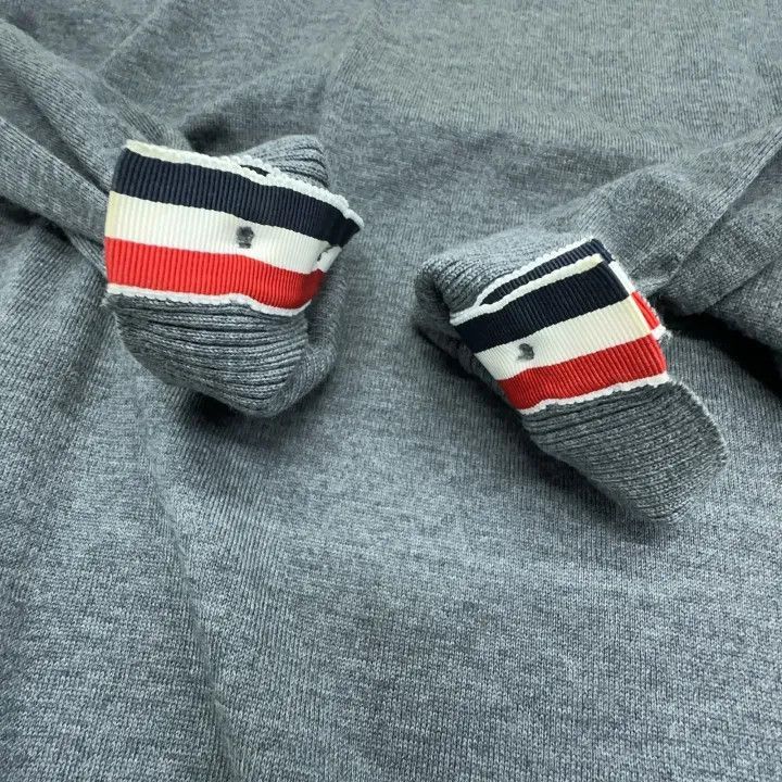 Thom Browne Thom Browne Gray Striped Long Sleeve Sweater -2507 Size US M / EU 48-50 / 2 - 9 Thumbnail